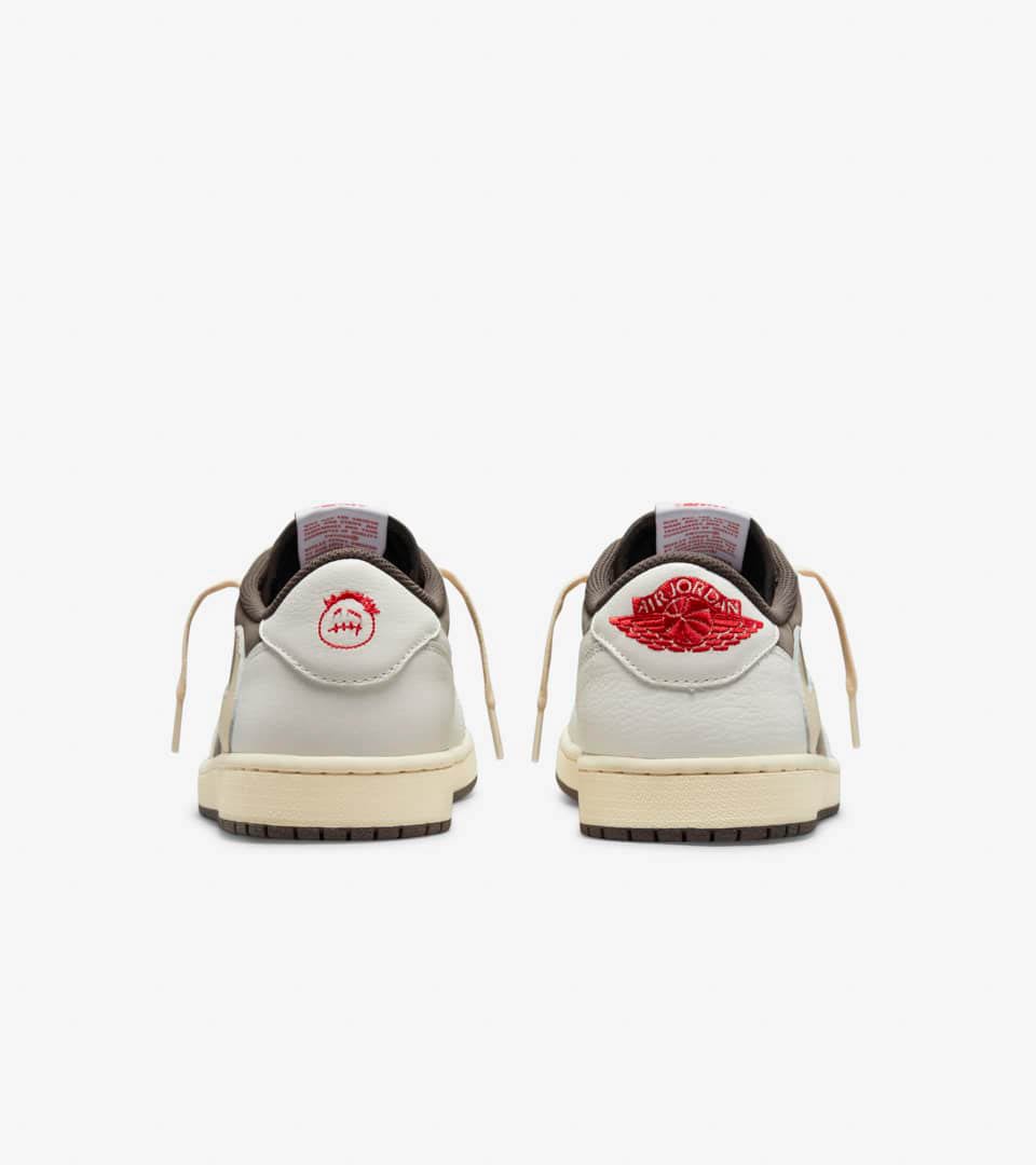 トラヴィス・スコットとコラボしたエア ジョーダン 1 LOW