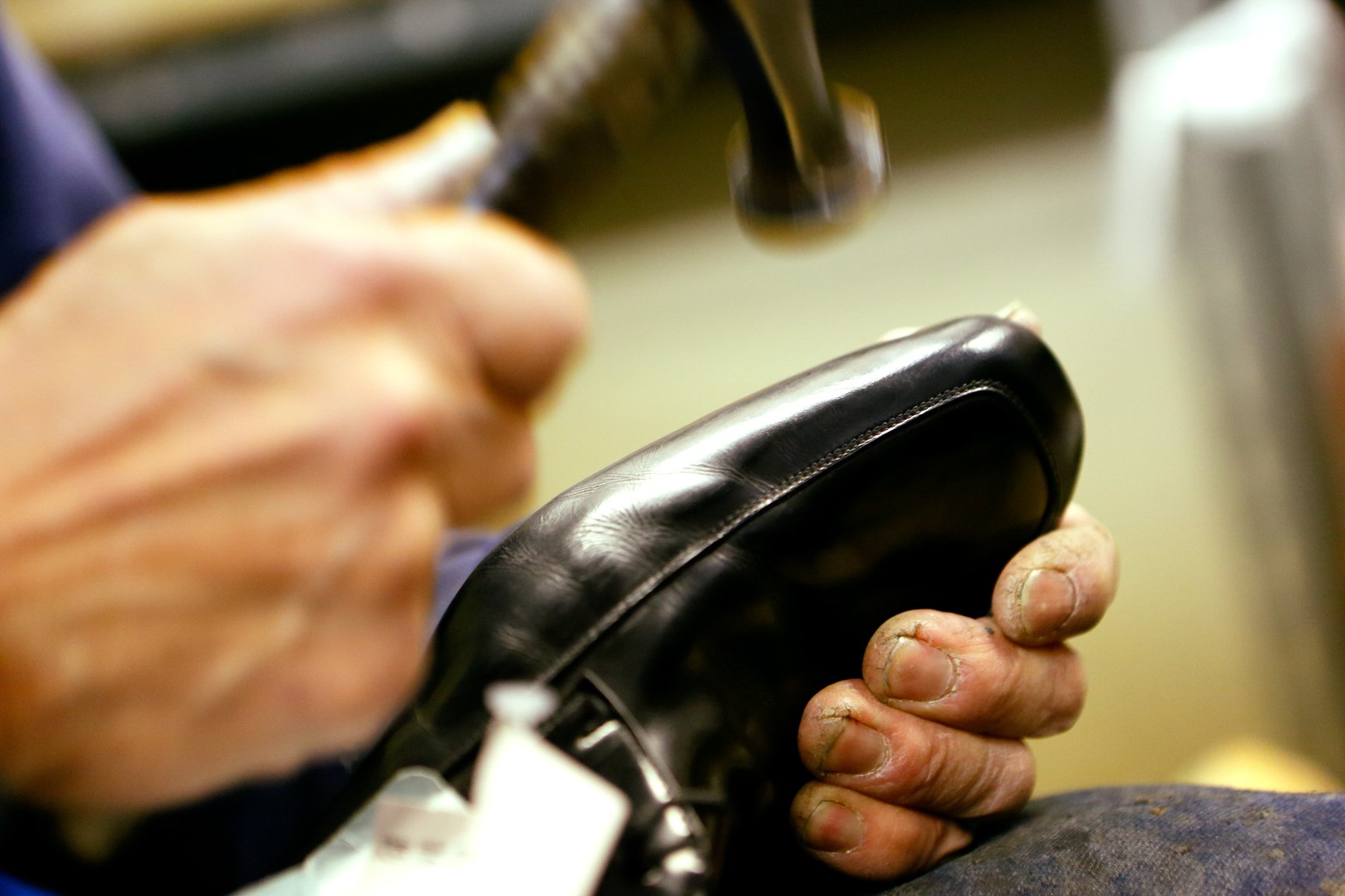 ラスト、デザイン、ソールなどを自由に組み合わせて製作するパターンオーダーシューズ