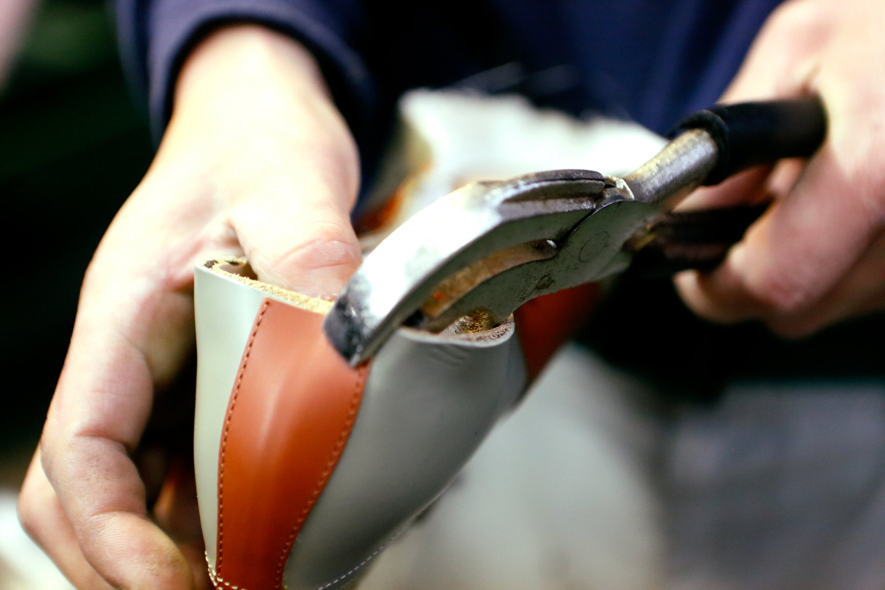 ラスト、デザイン、ソールなどを自由に組み合わせて製作するパターンオーダーシューズ