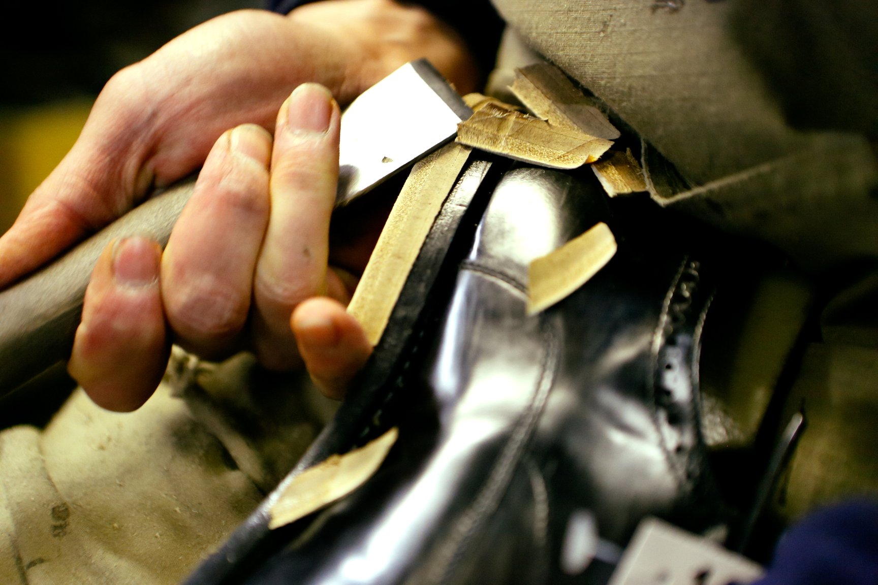 ラスト、デザイン、ソールなどを自由に組み合わせて製作するパターンオーダーシューズ