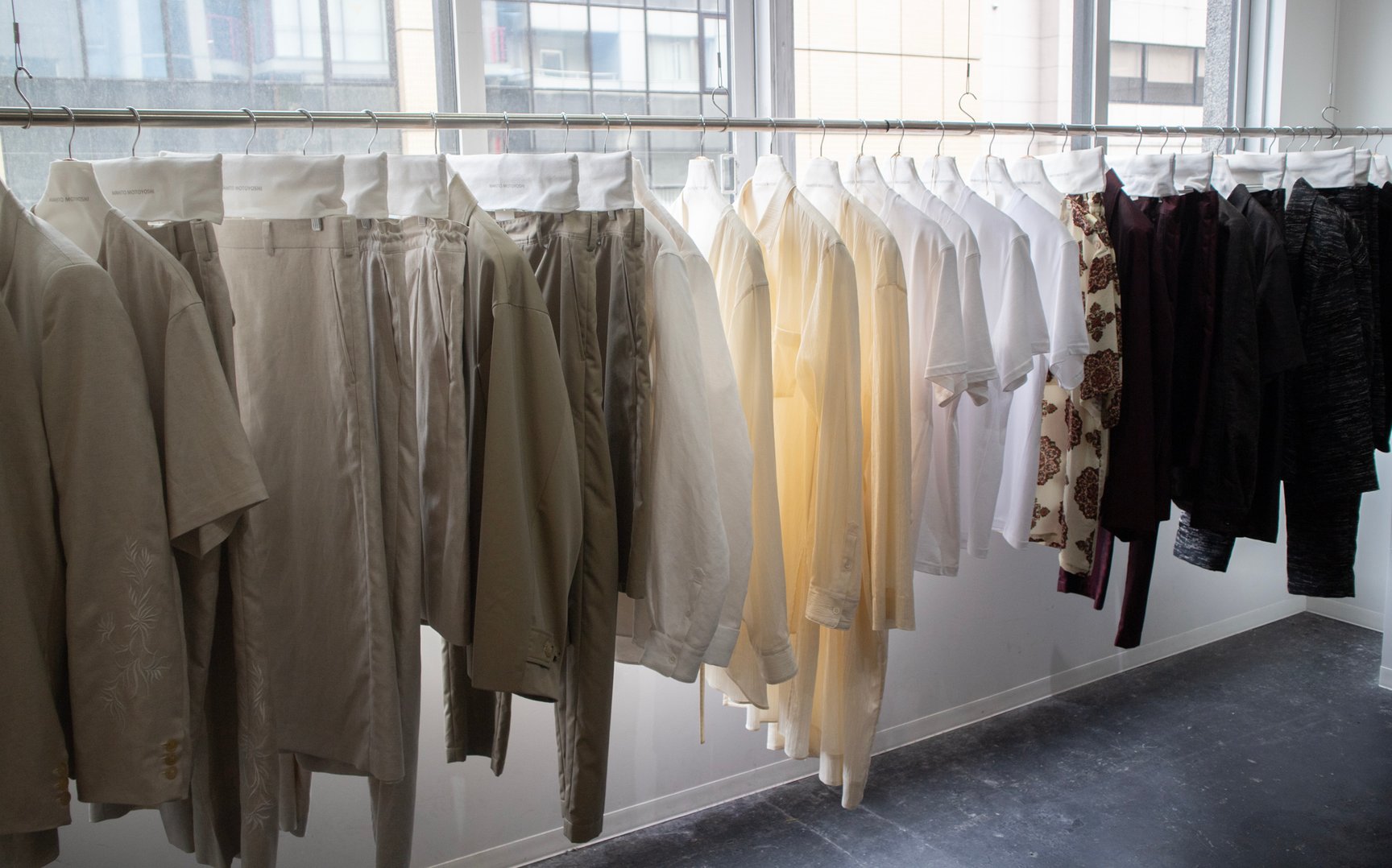 マヒト モトヨシのデビューコレクション