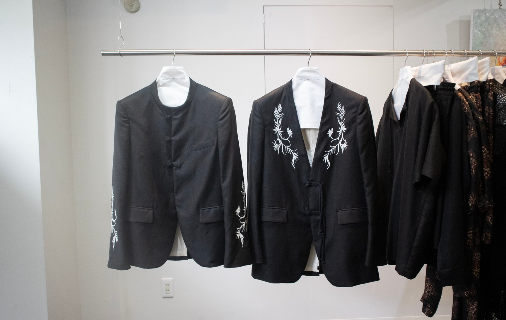 マヒト モトヨシのデビューコレクション