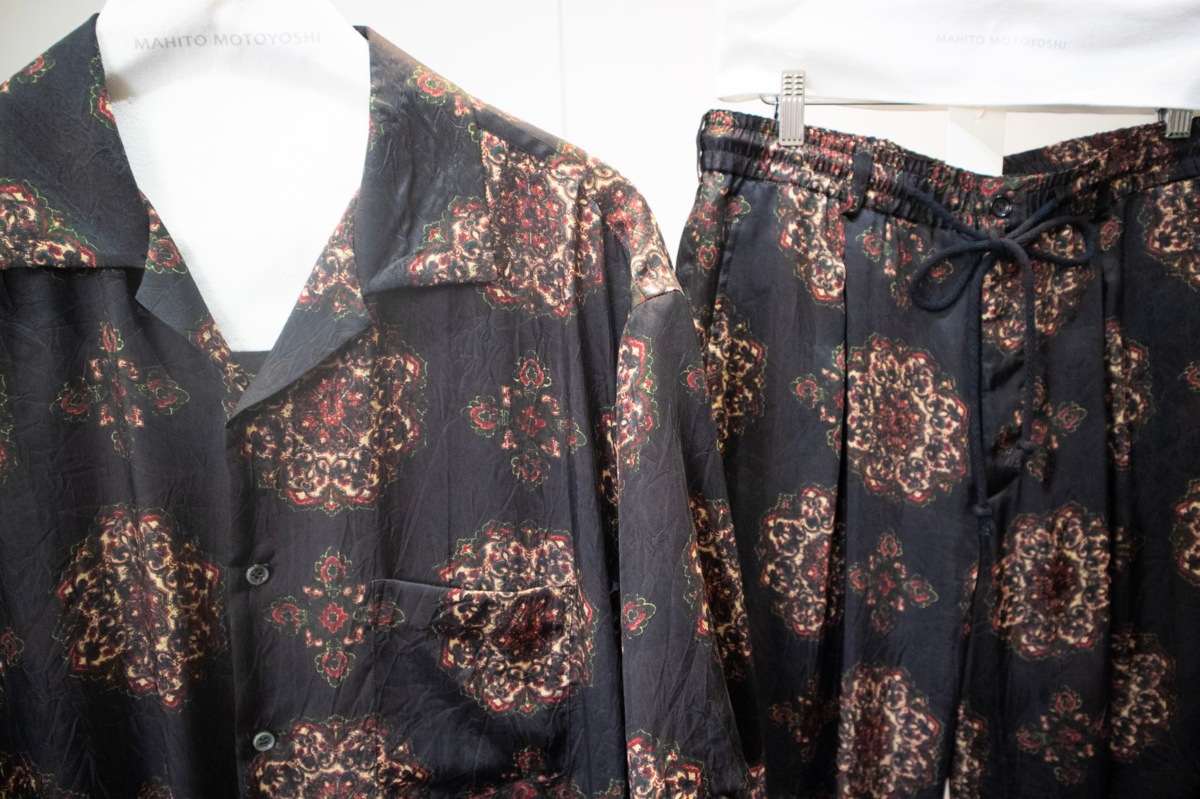 マヒト モトヨシのデビューコレクション