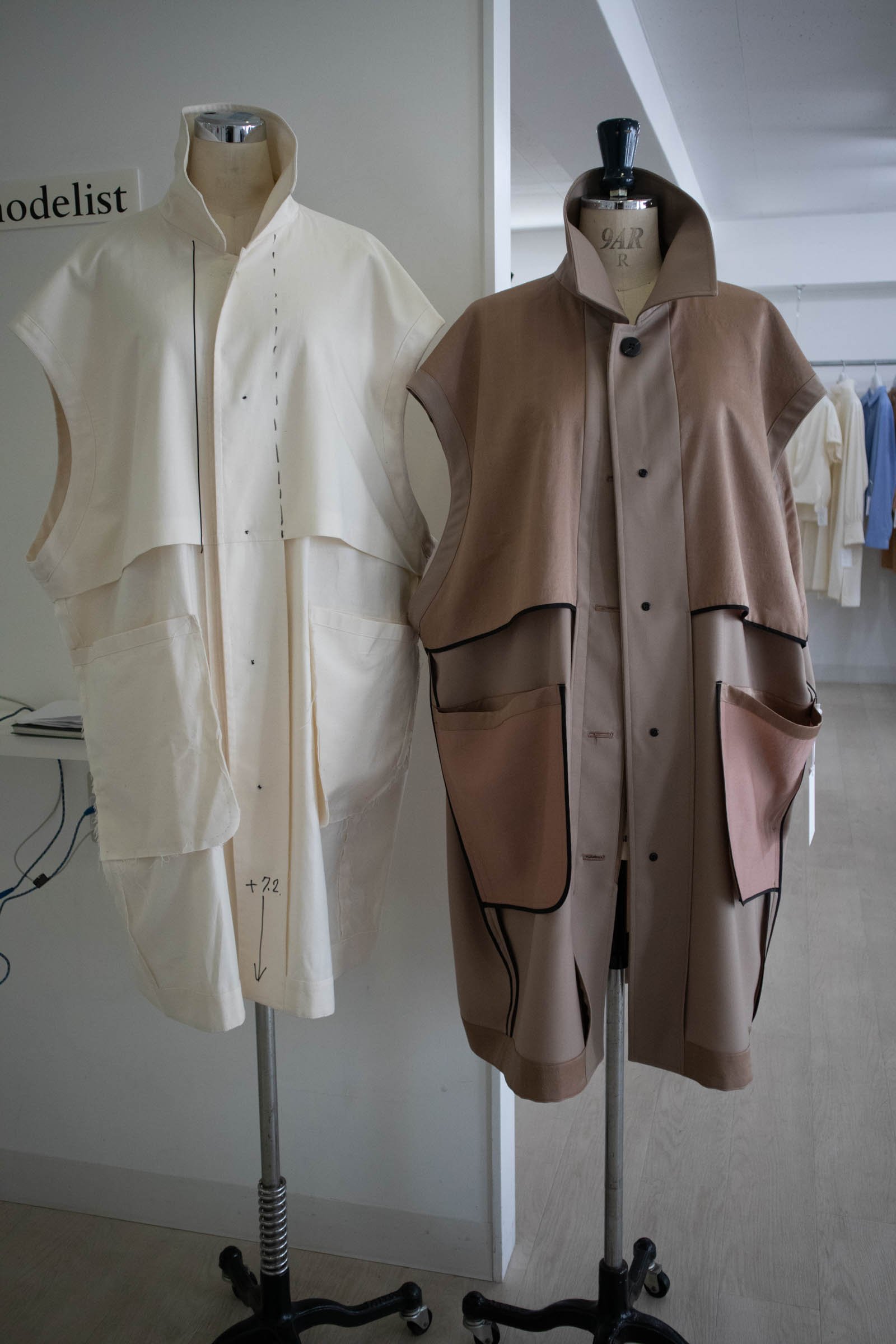 山谷政、佐々木幹子、田島香織の3人が手掛けるブランド「エムティーモデリスト」のデビューコレクション