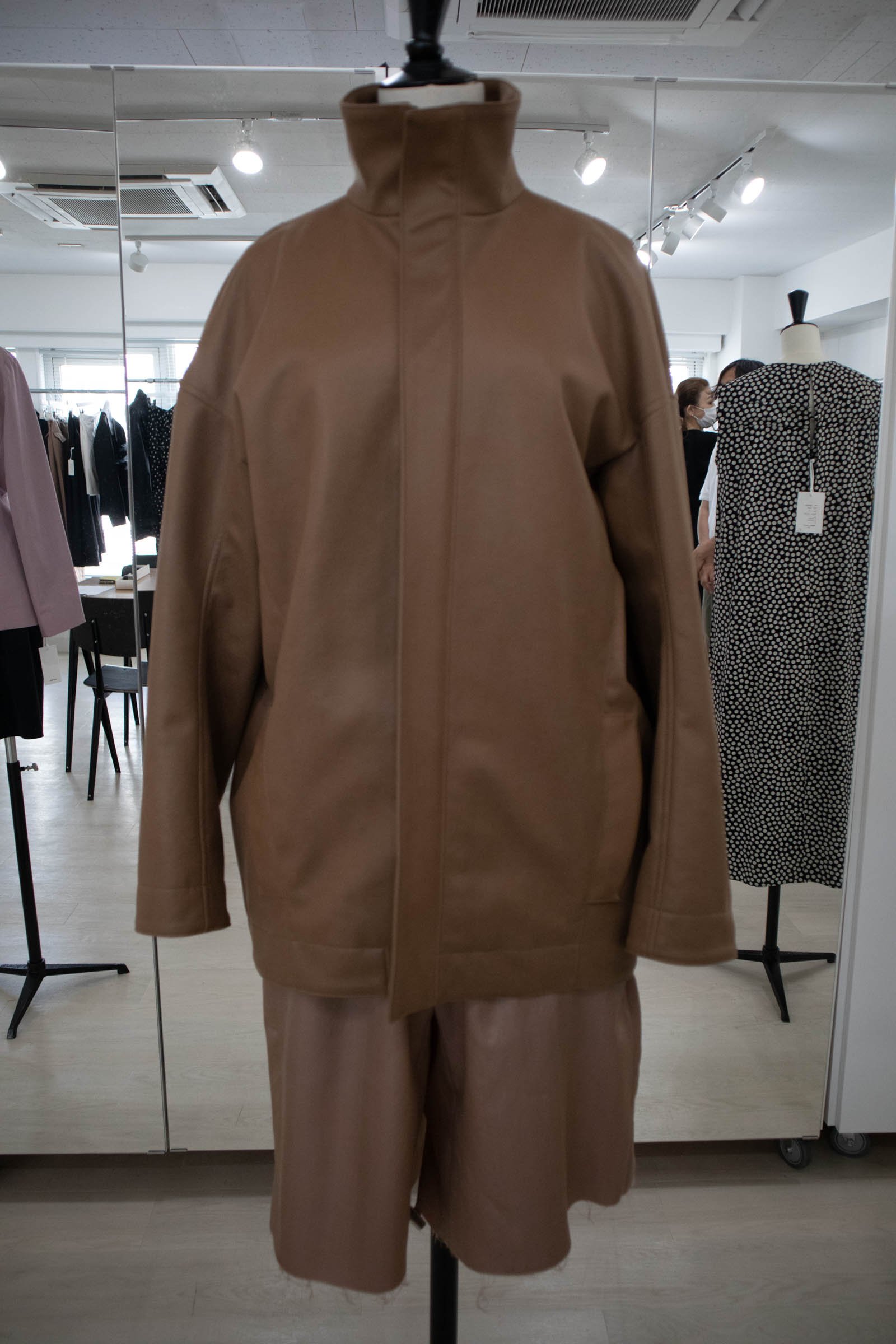 山谷政、佐々木幹子、田島香織の3人が手掛けるブランド「エムティーモデリスト」のデビューコレクション