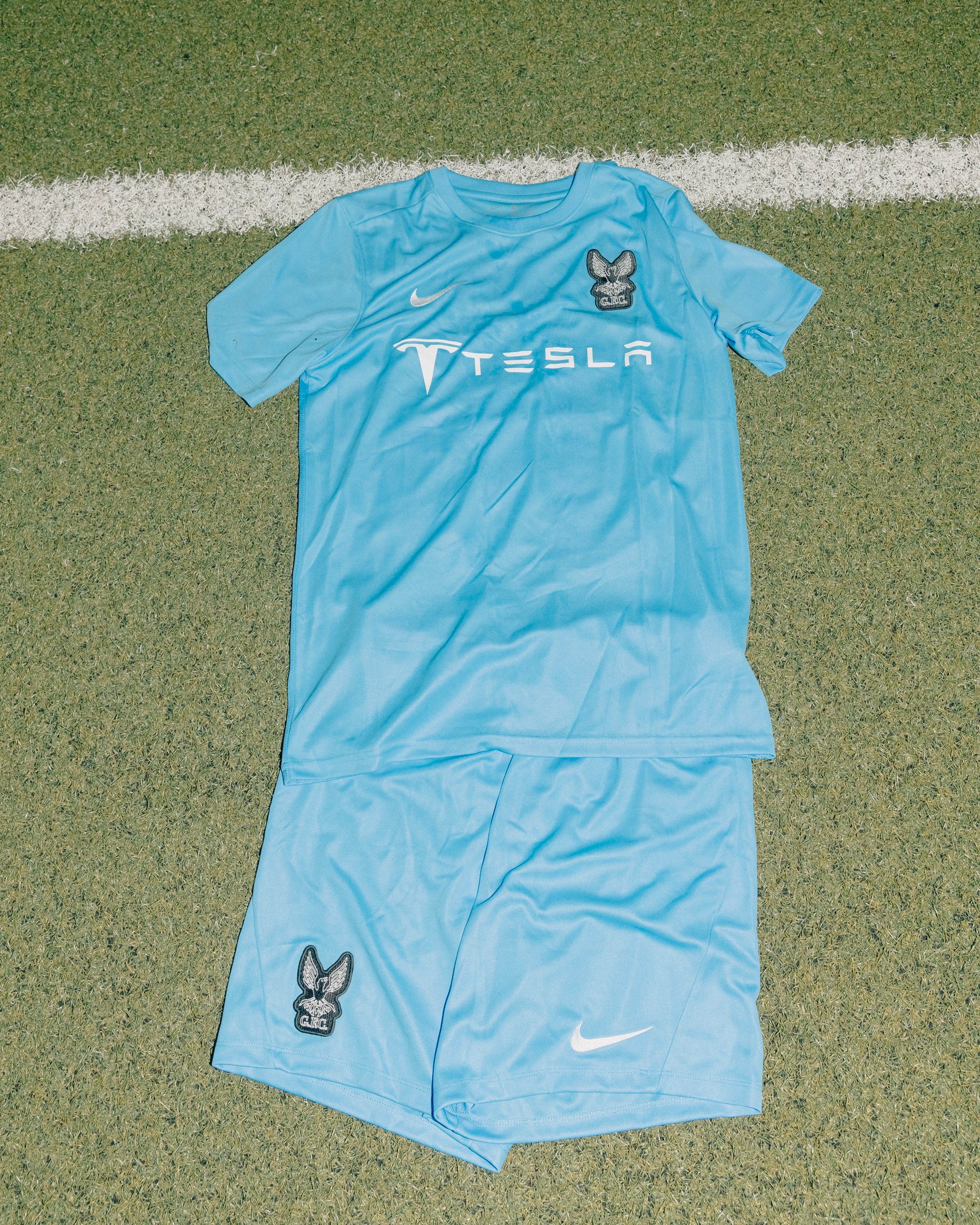 God Fountain Football Clubのユニフォーム