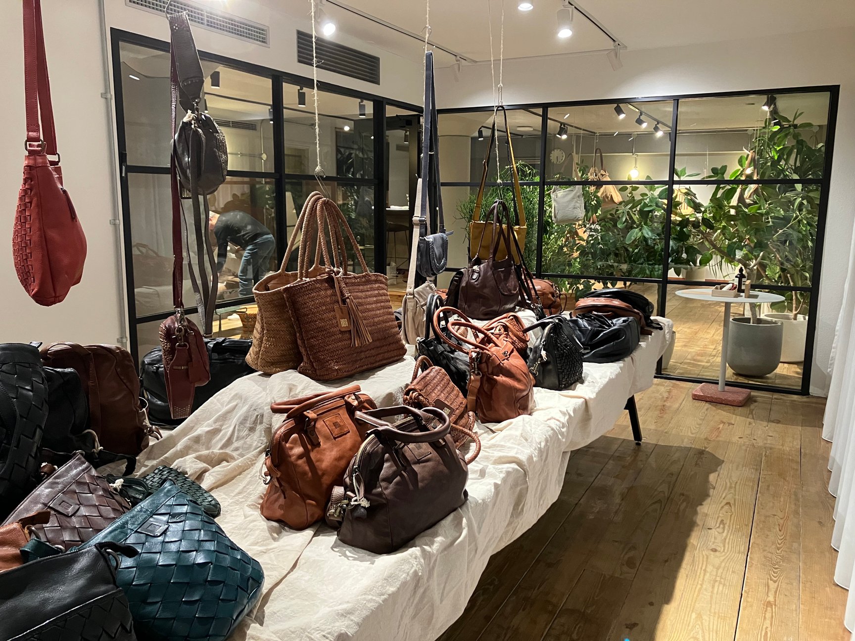 ジミーチュウを日本に持ち込んだブルーノ・ベルノンが手掛ける「BIBA」