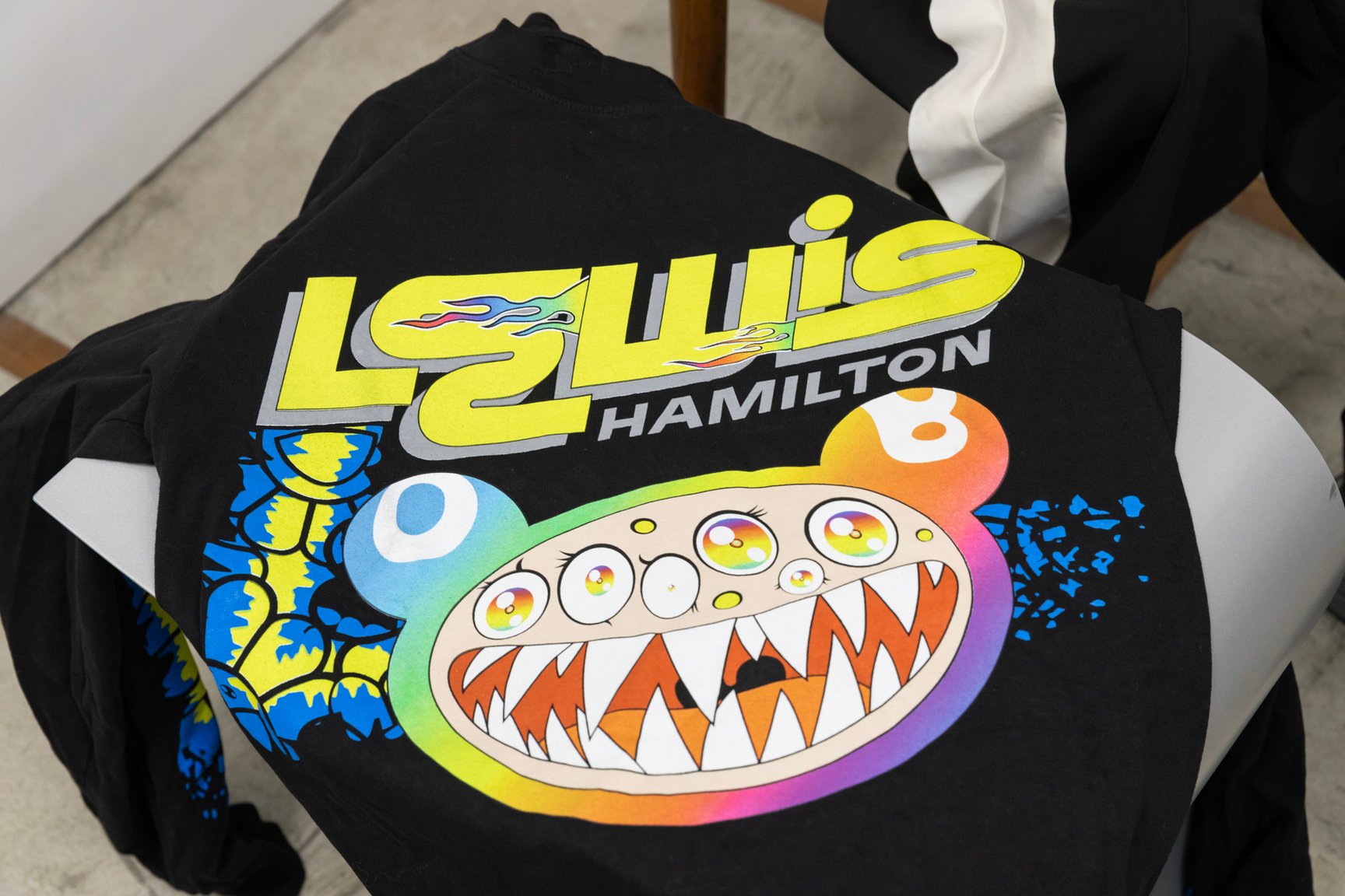 ルイス・ハミルトン×村上隆 ロングスリーブTシャツ 寄り画像