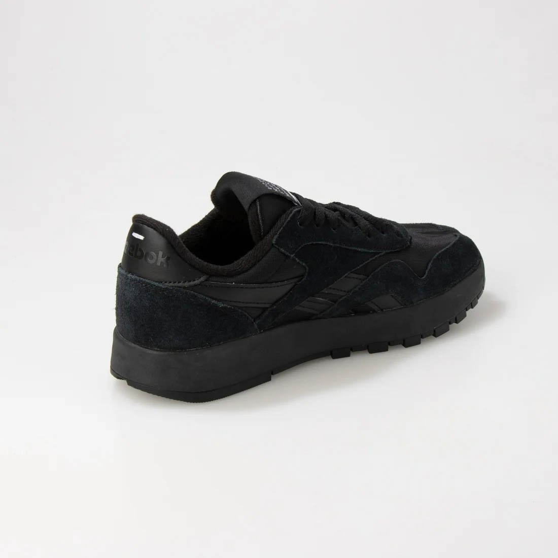 マルジェラ×リーボック新作