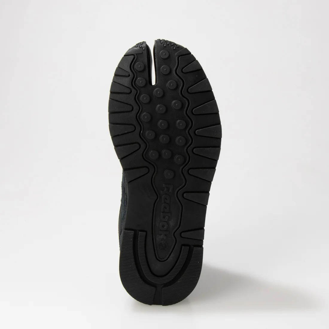 マルジェラ×リーボック新作