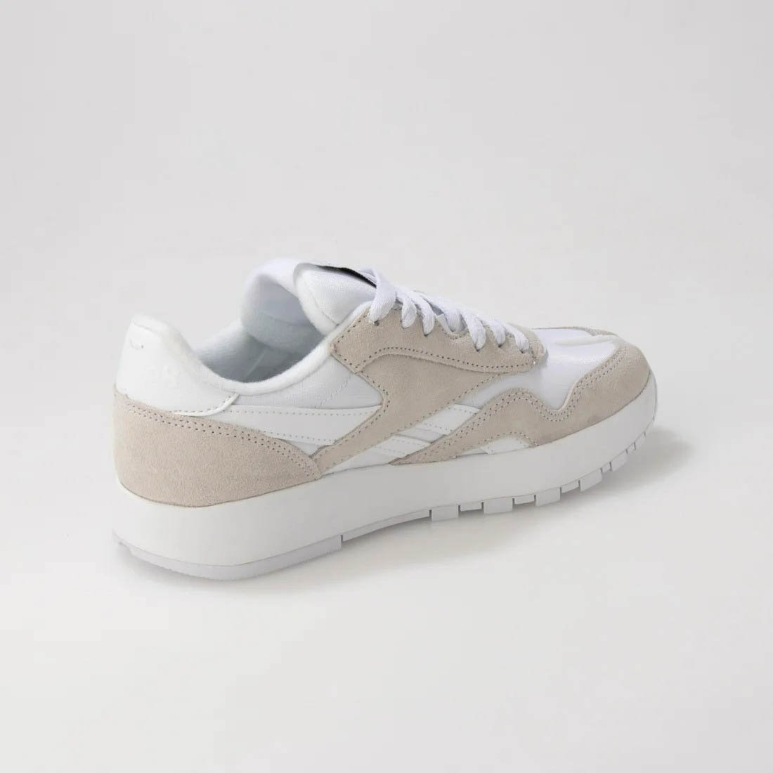 マルジェラ×リーボック新作