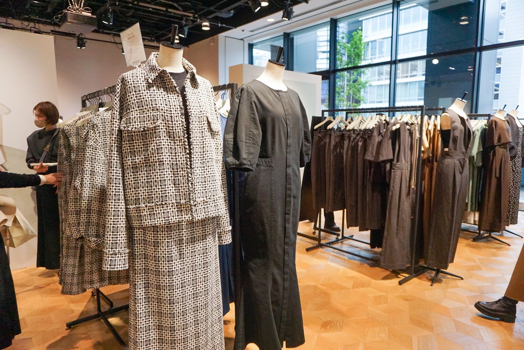 「アンクレイヴ」2023年春夏シーズンの展示会より