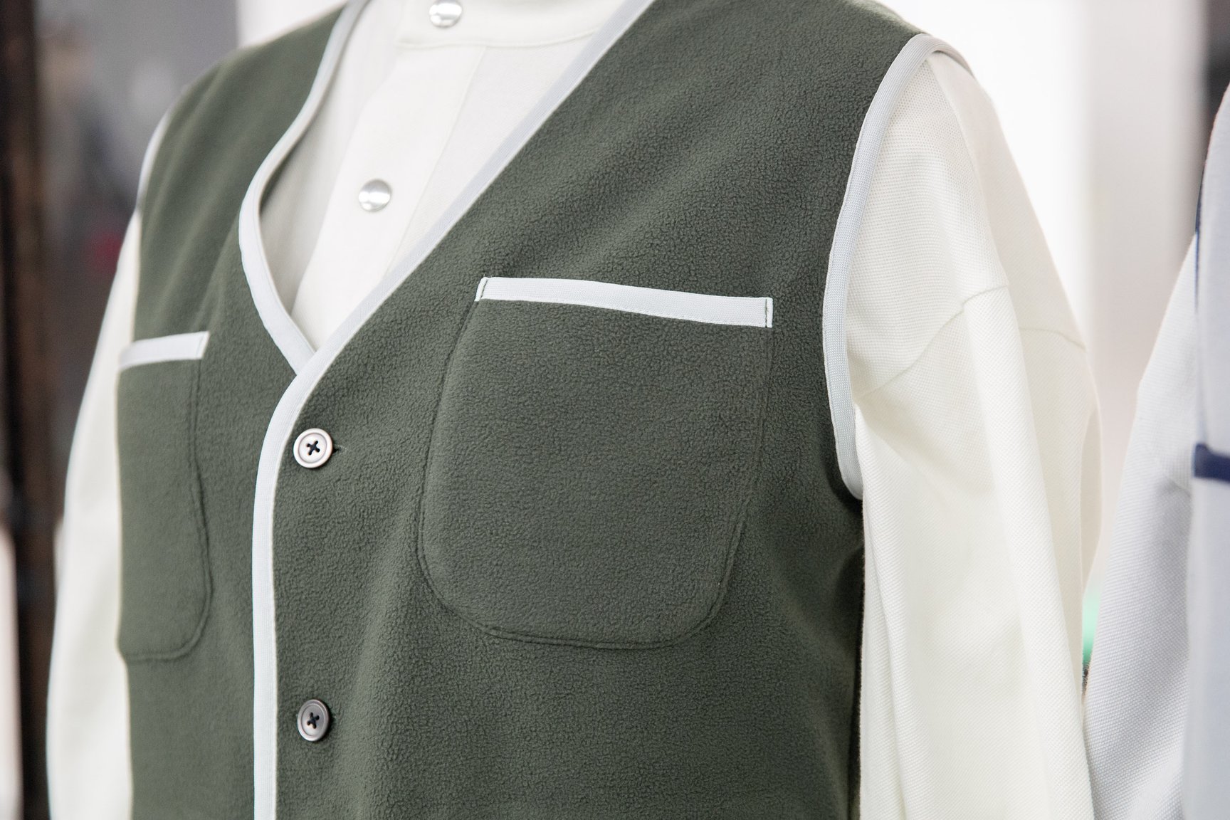 バンタンデザイン研究所の学生たちが挑む、服作りの舞台裏
