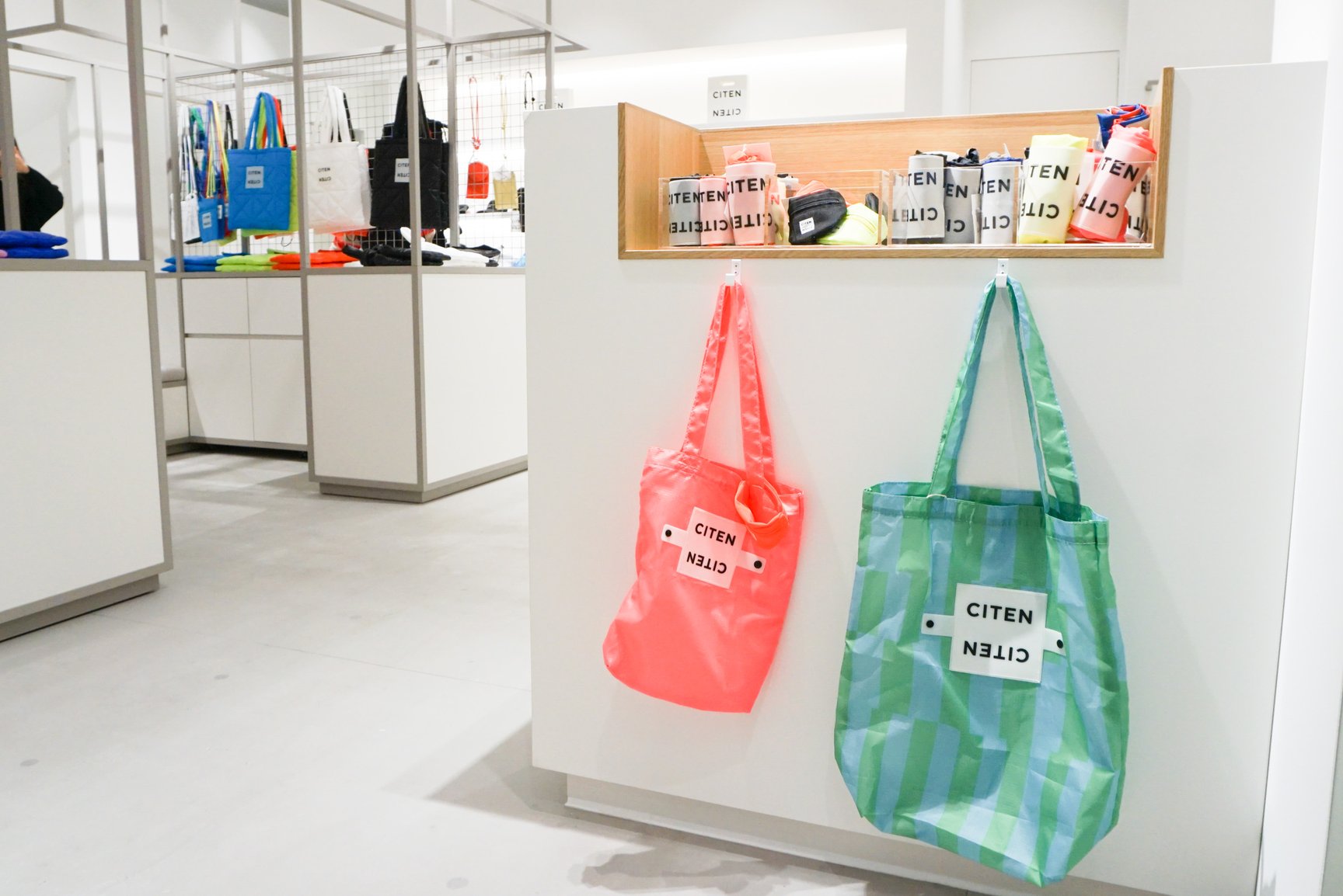 アパレルアイテム