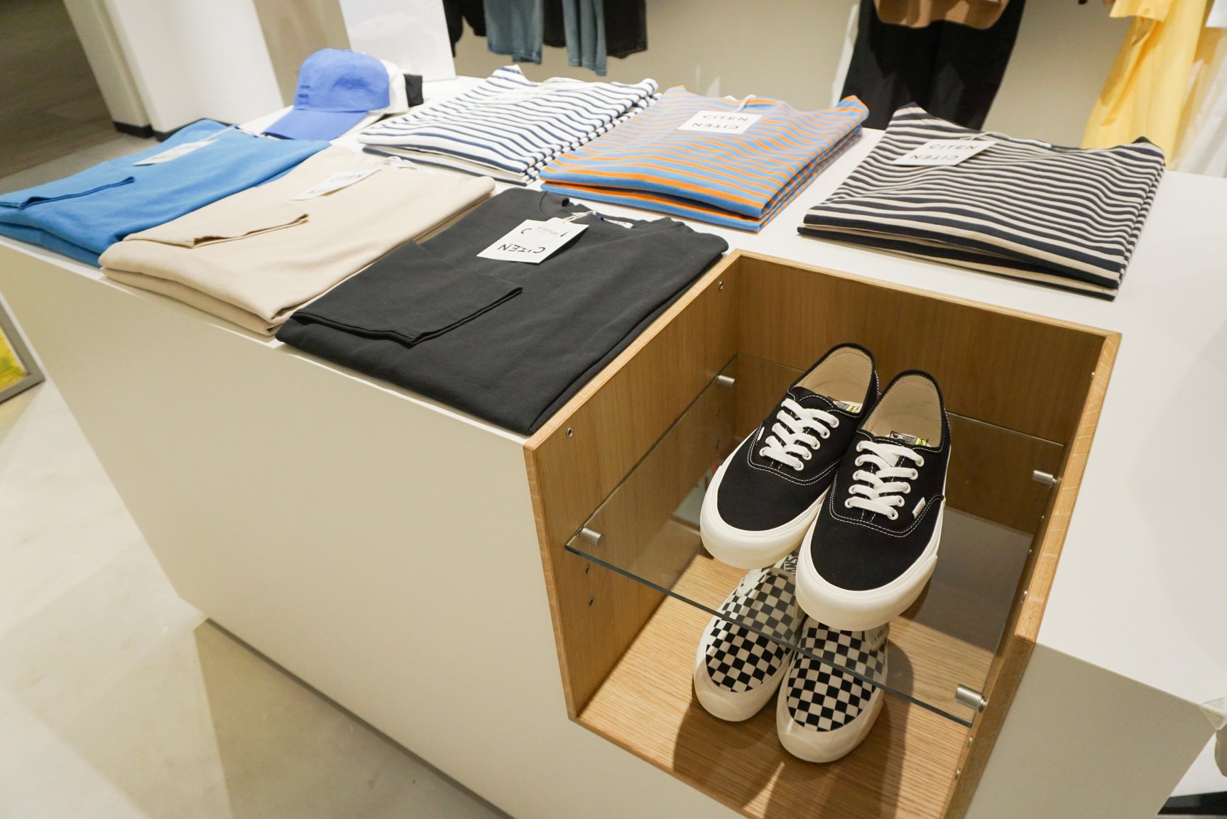 アパレルアイテム