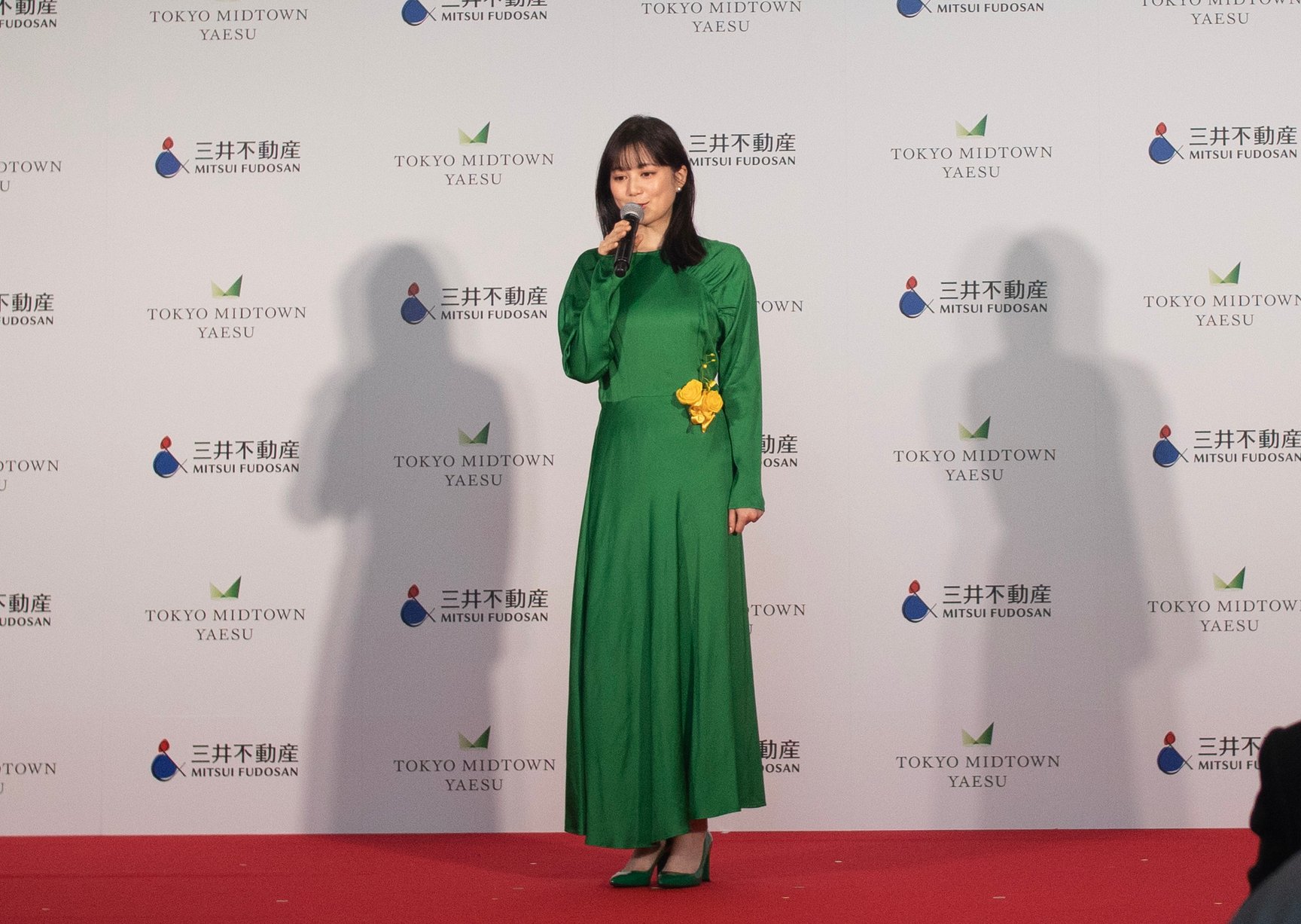 女優の生田絵梨花