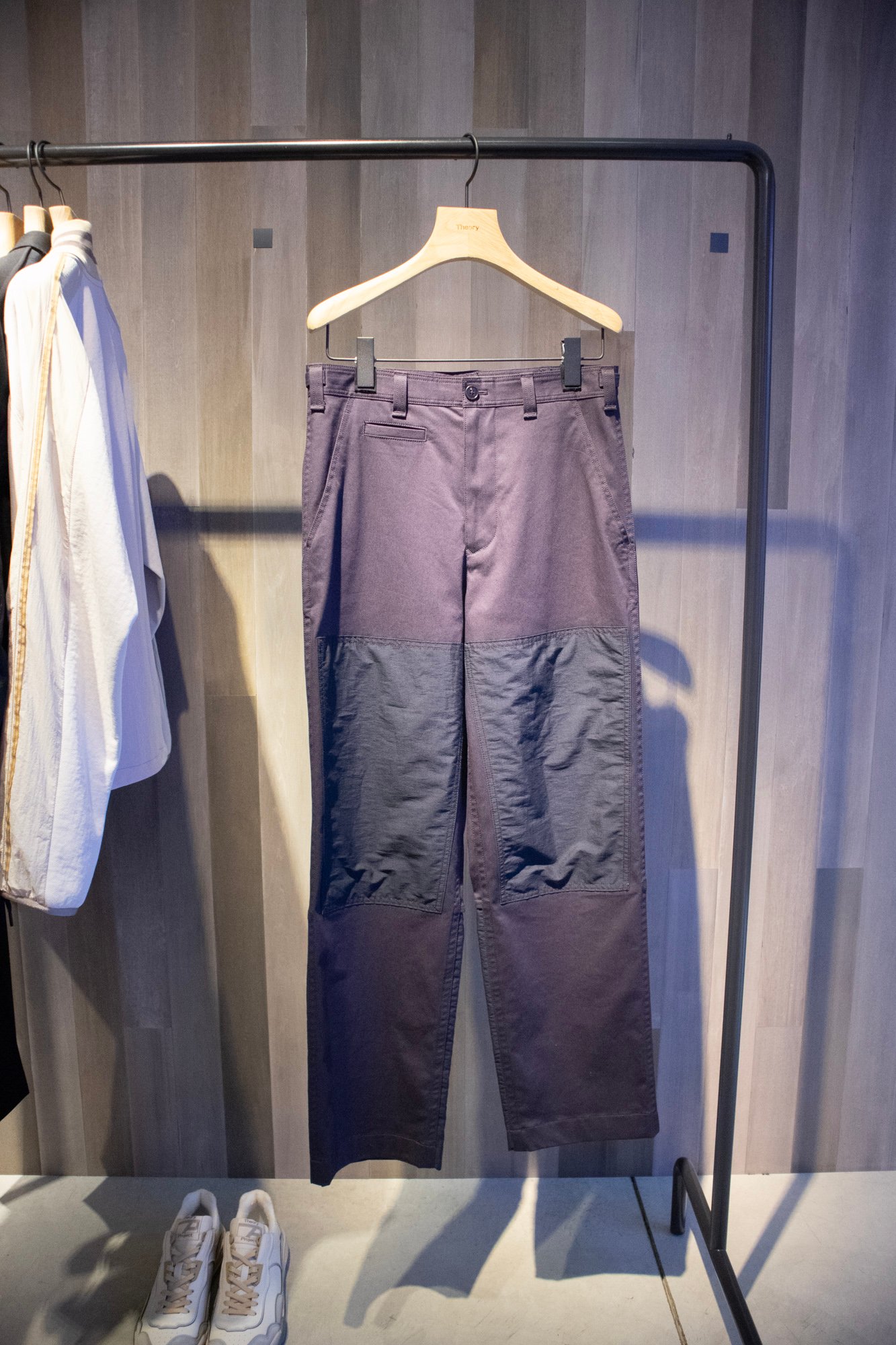 セオリーが公開したルカ・オッセンドライバーとのカプセルコレクション第2弾