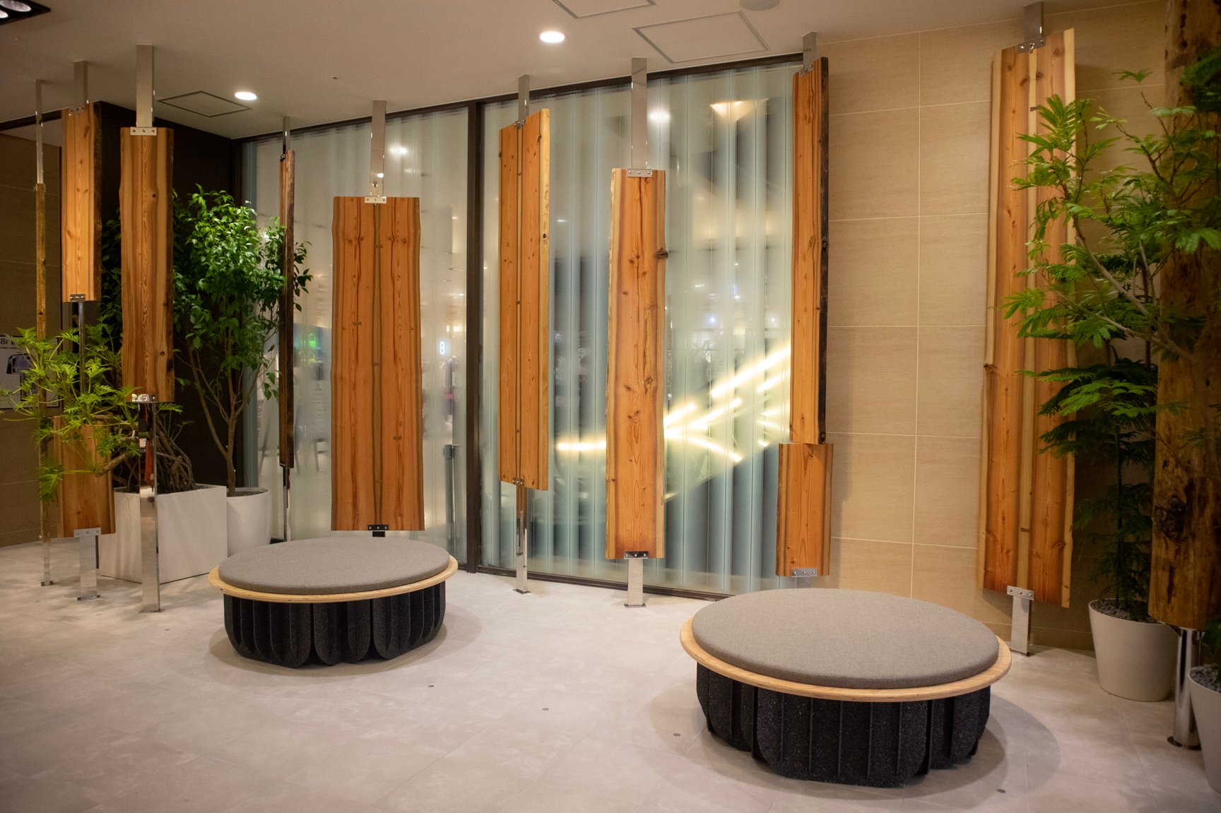 阪急うめだ本店8階の新売場「グリーンエイジ」内部