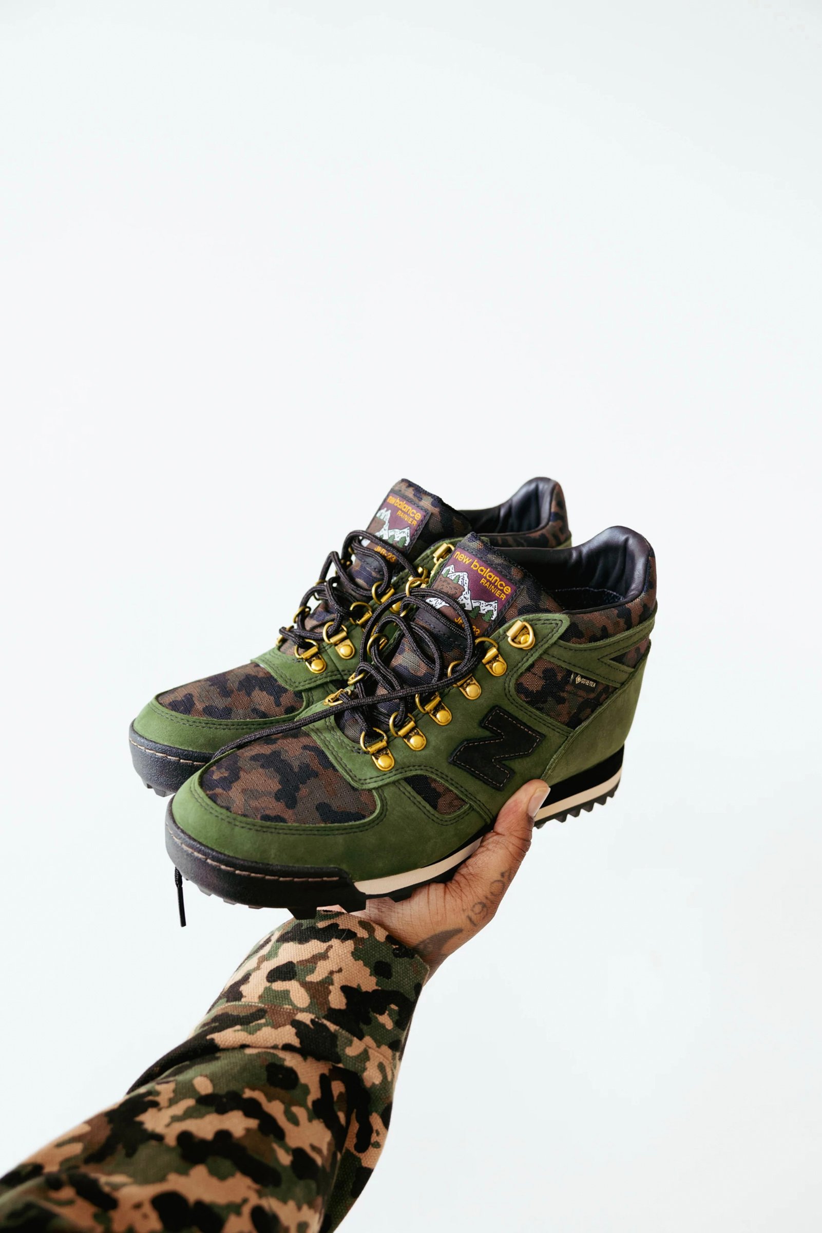 New Balance Rainier