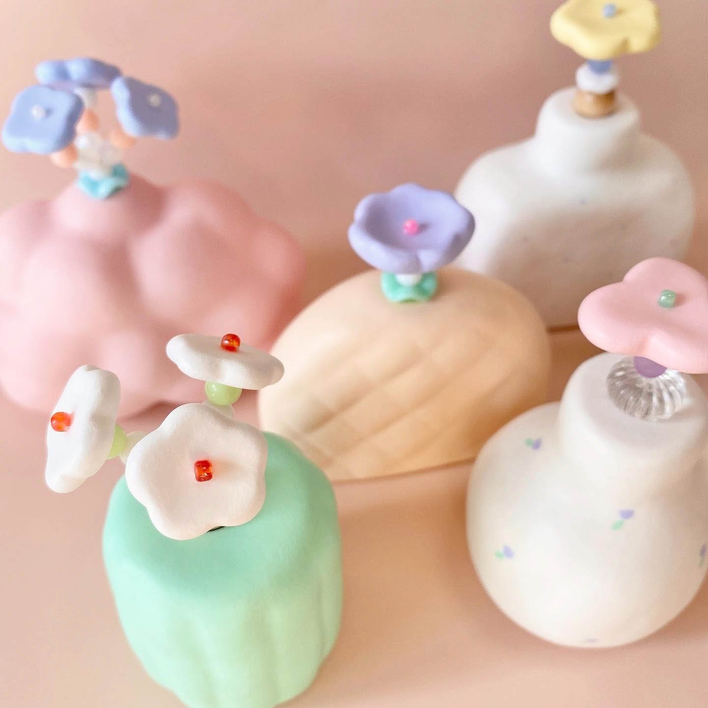 樹脂や陶器製の花