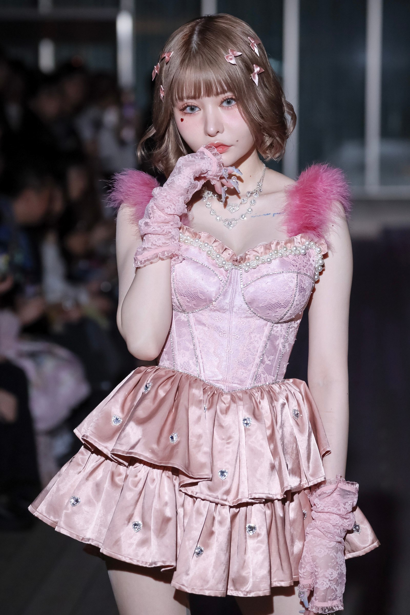 JNMAニュース 創立10周年記念 ファッション モデリスト協会 ラルム」が創刊10周年記念イベントを歌舞伎町タワーで開催