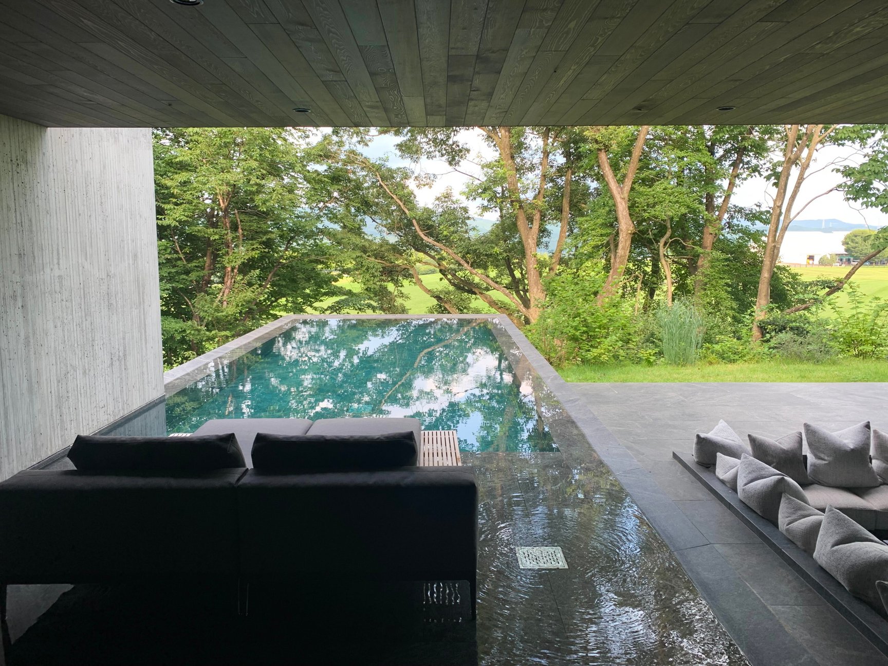 大自然の中で気持ちがととのう一軒家「NOT A HOTEL NASU」