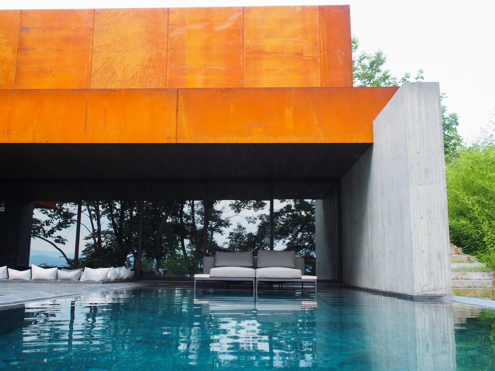 ȻФǚݳ֤ȤȤΤһ܎ҡNOT A HOTEL NASU