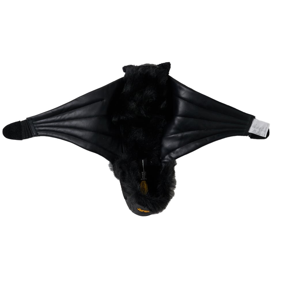 BAT RESTING SHOE