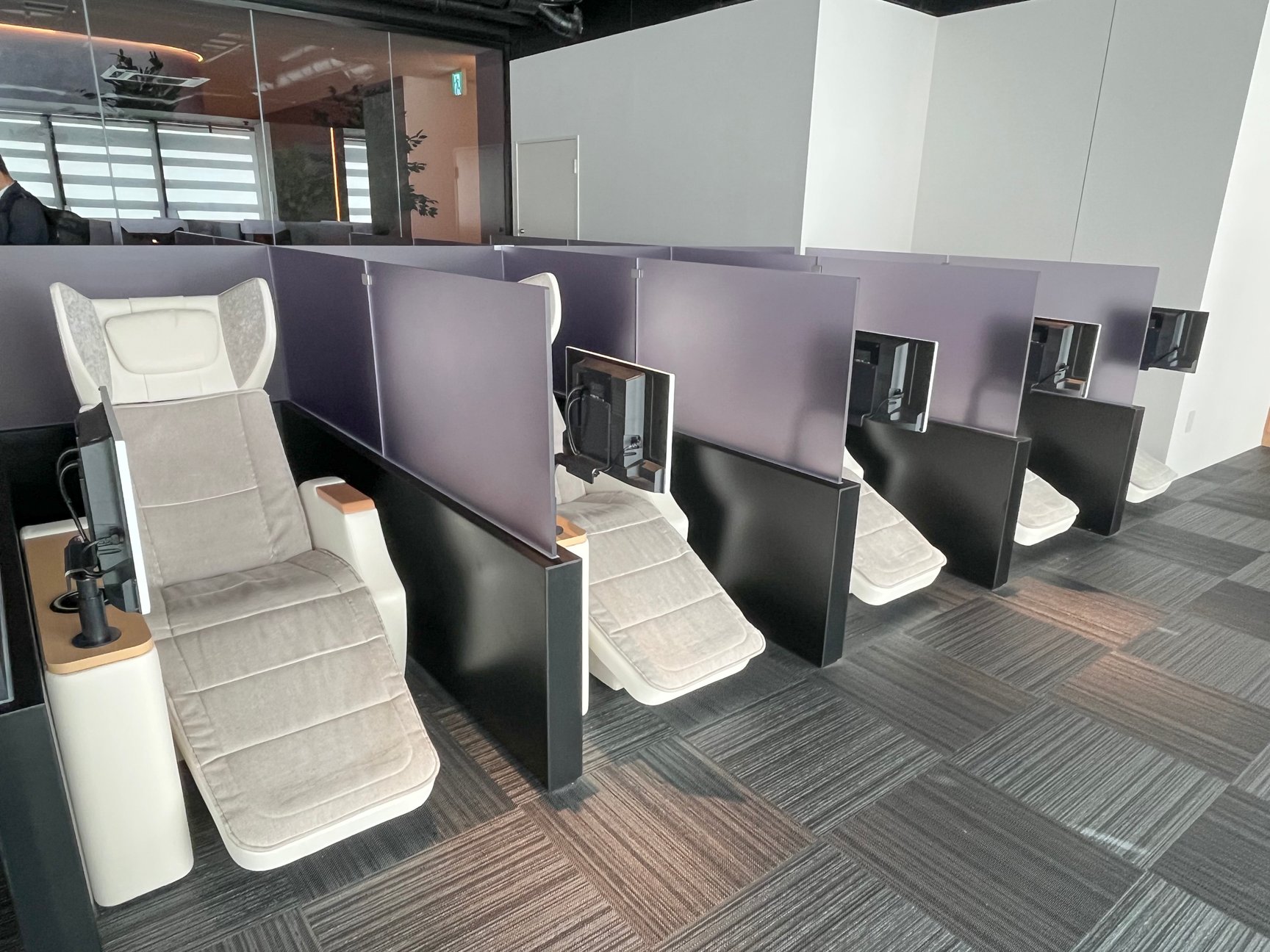 リクライニングチェア