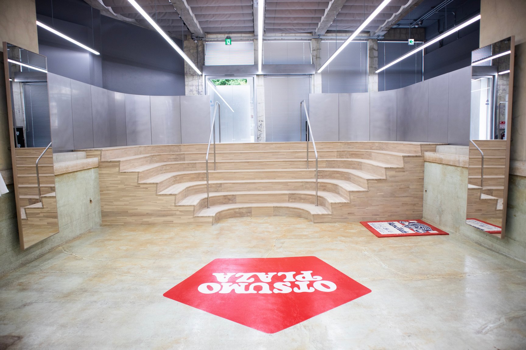 NIGO®とVERDYのコンセプトショップ店内