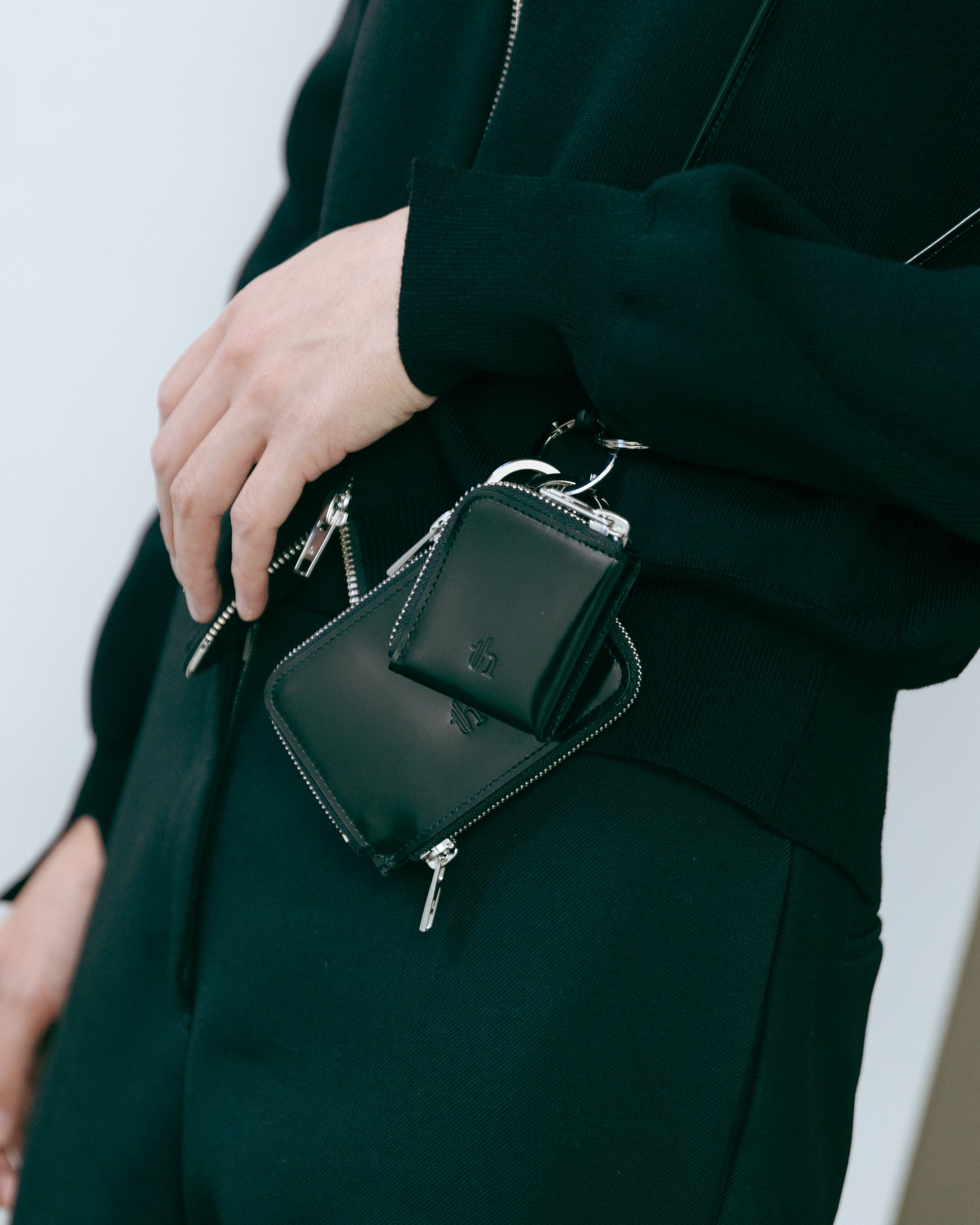 レザーアイテム