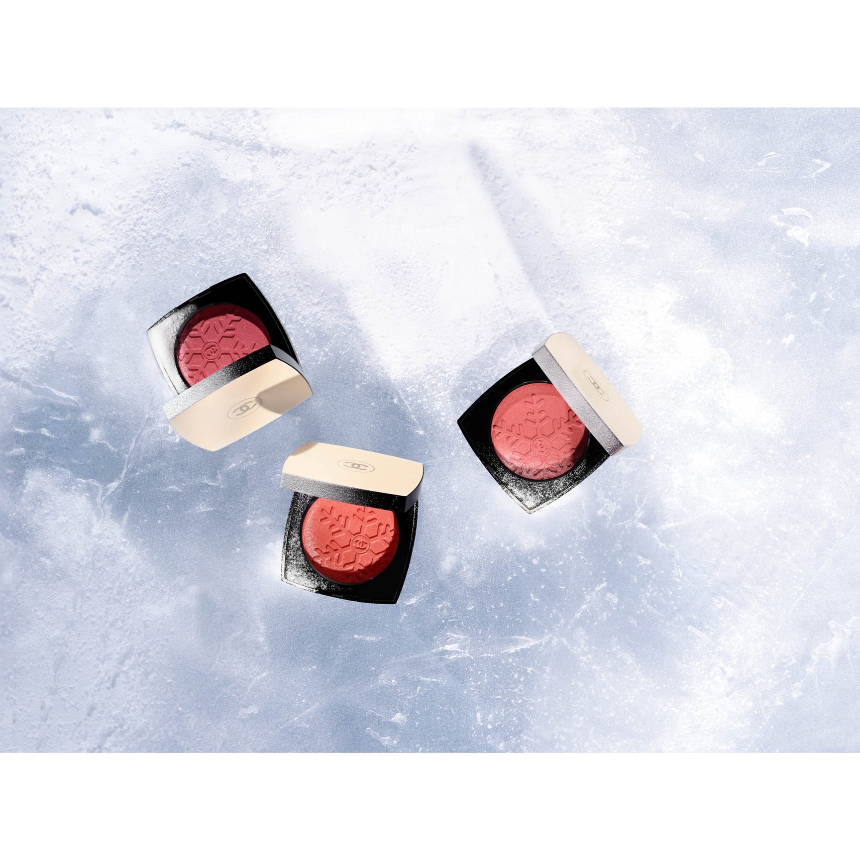 シャネルのチーク