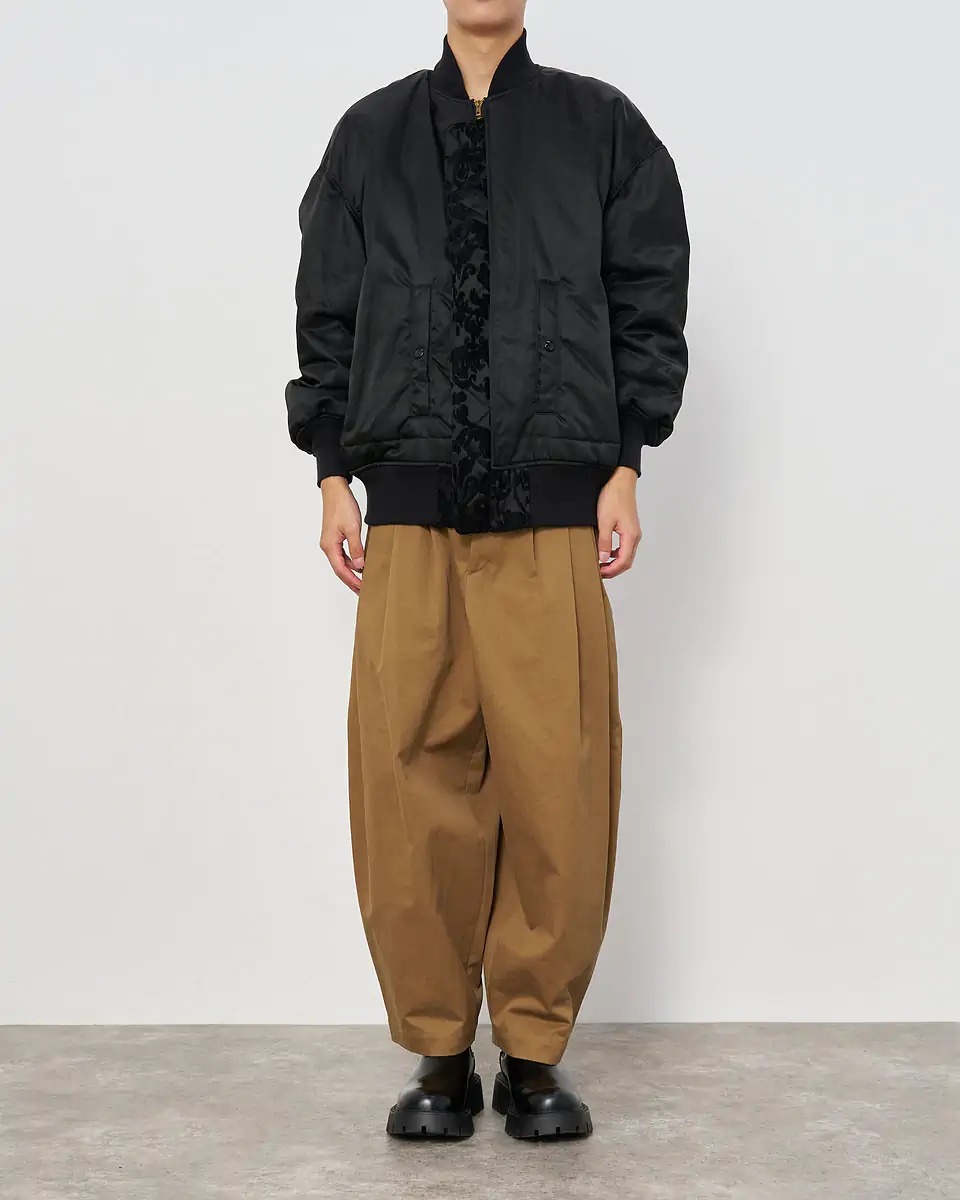 アンスクリアのリバーシブルMA-1