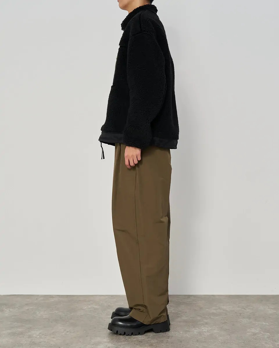 ヨシオクボのボアブルゾン