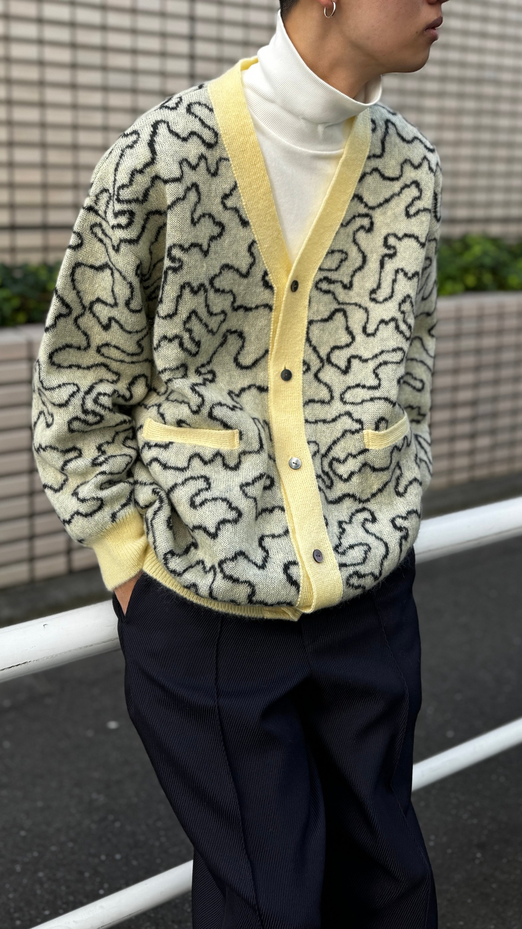 ミオズモーキーのカーディガン