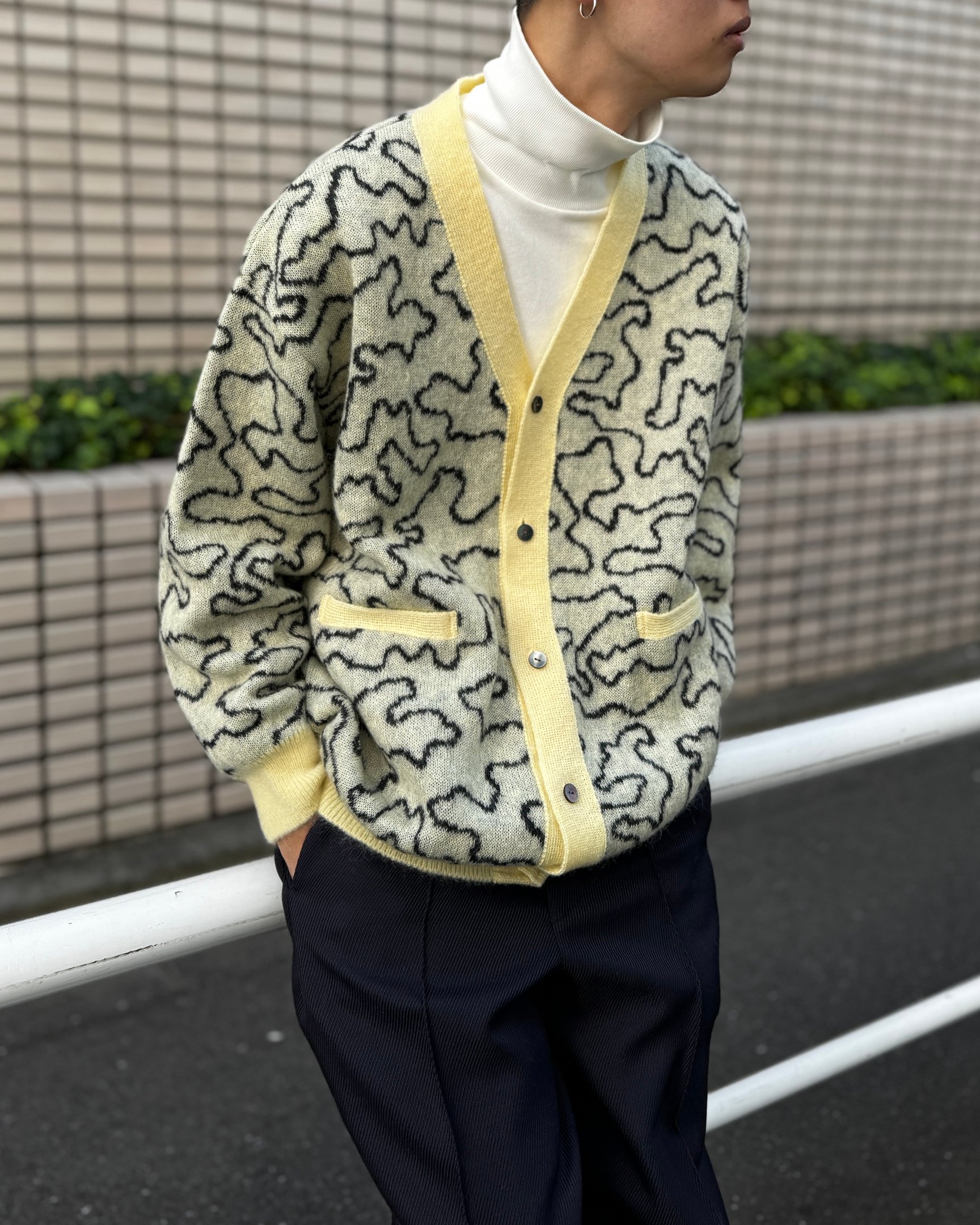 ミオズモーキーのカーディガン