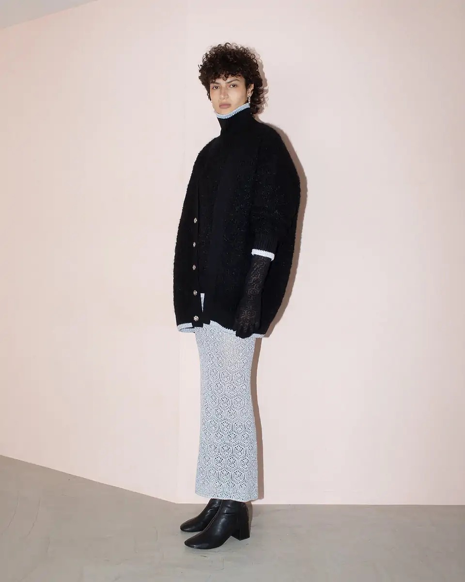 カナコサカイのカーディガン