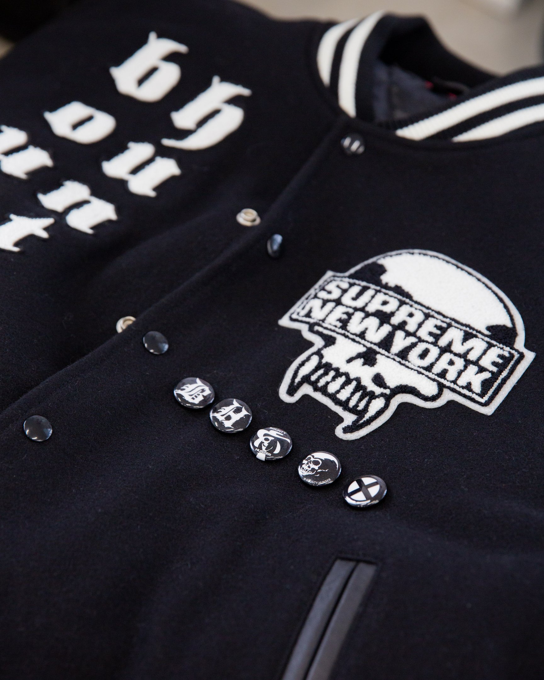 黒いジャケット