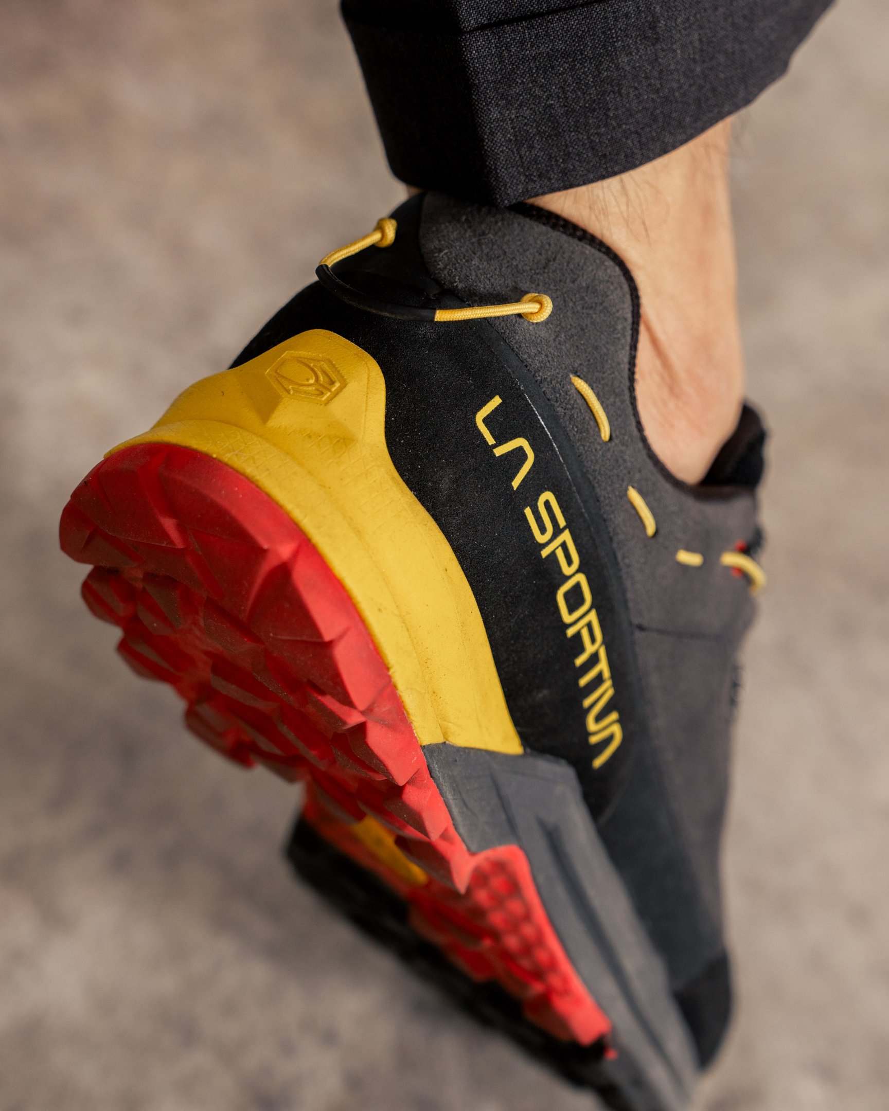 ラ スポルティバ トラバース Xガイドレザー