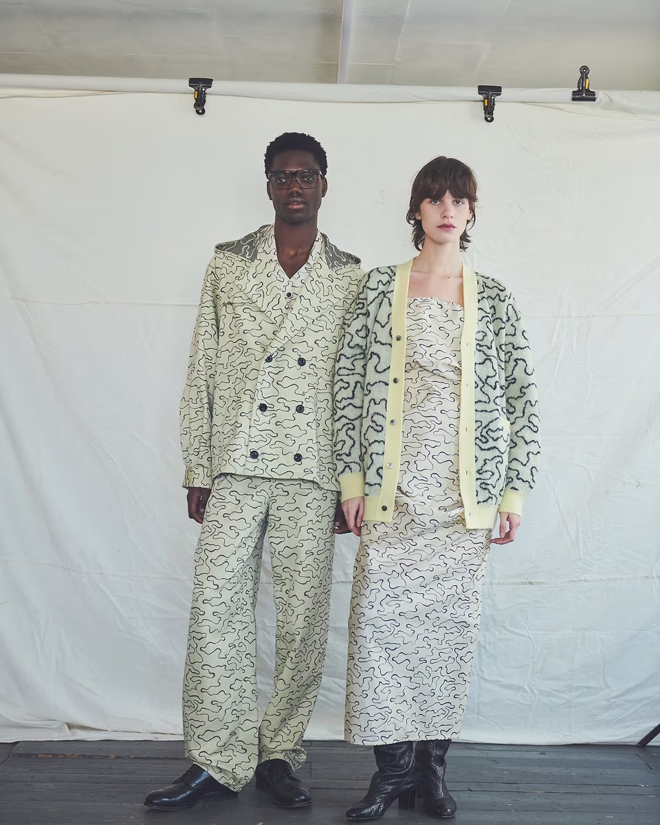 ミオズモーキーのカーディガン