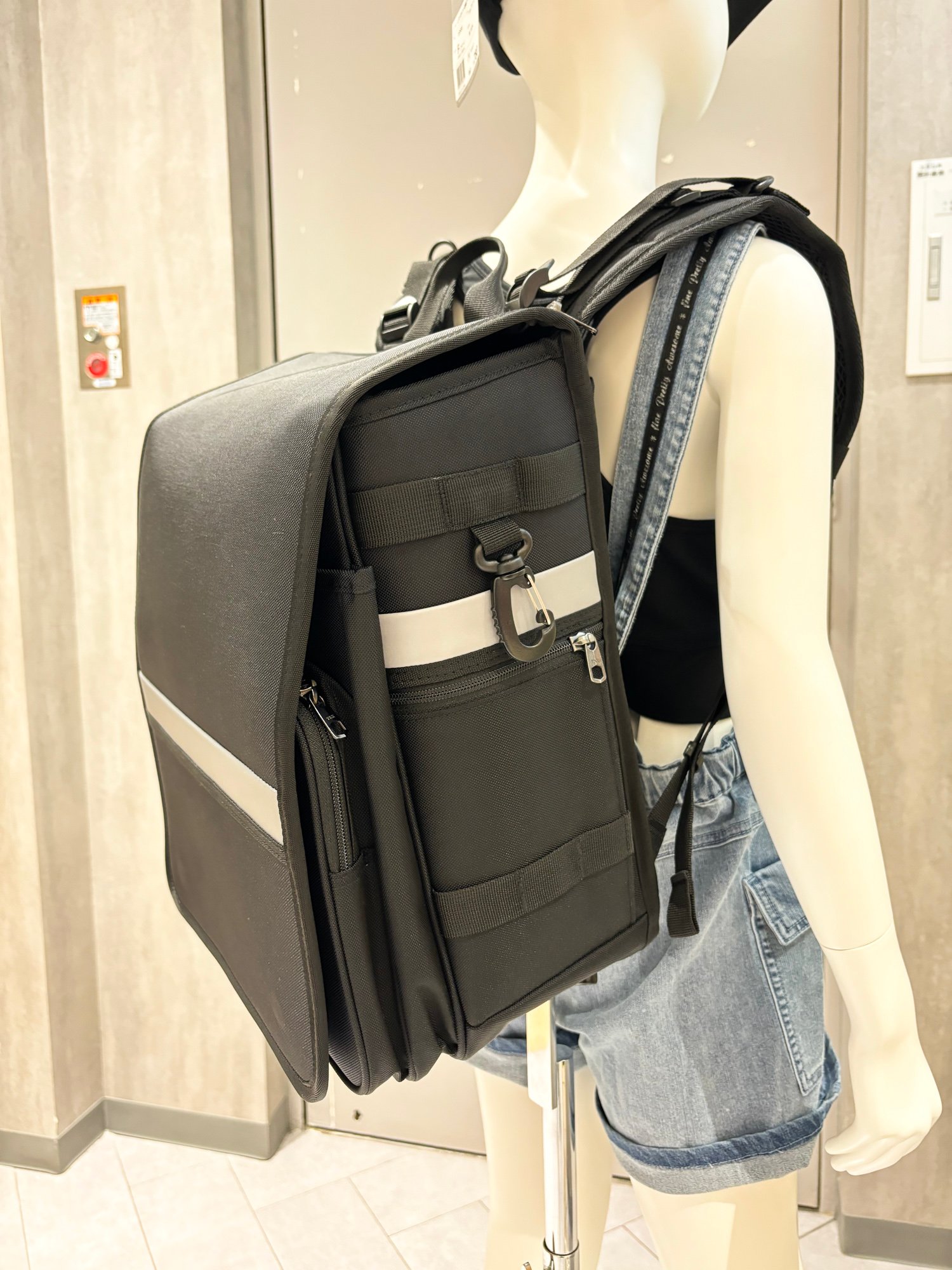 ワークマン初のランドセルは税込8800円、「低価格・高機能・軽い