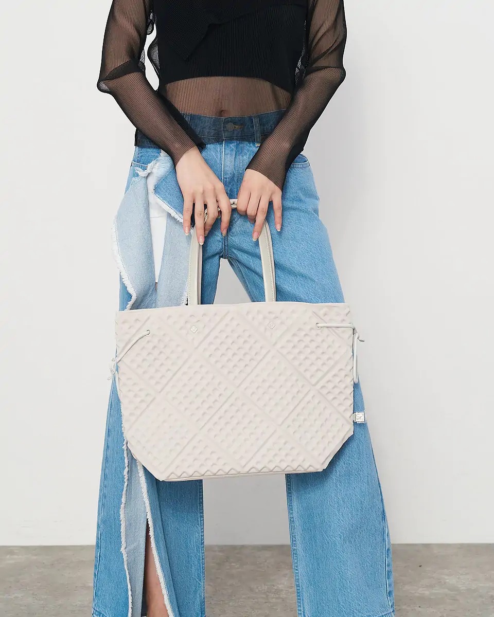 52バイヒカルマツムラのバッグ