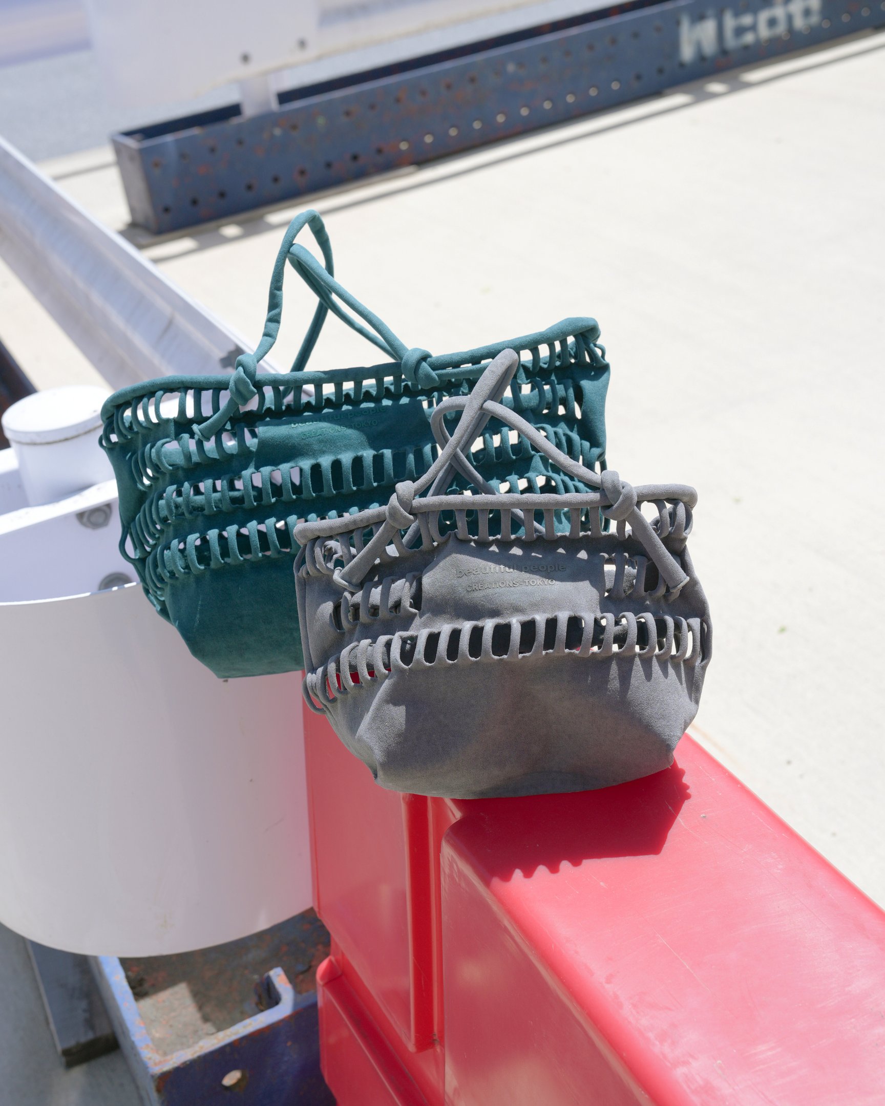 ビューティフルピープルのバッグ