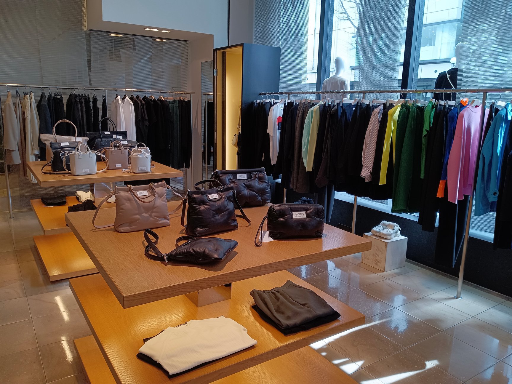 岩手県のセレクトショップ「MUSEUM」の店内