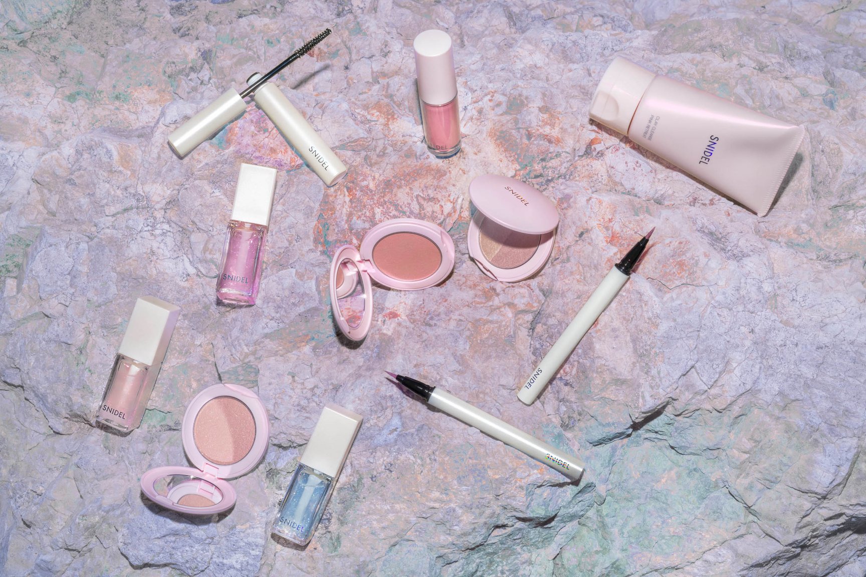 スナイデルビューティ2024年夏のキーヴィジュアル