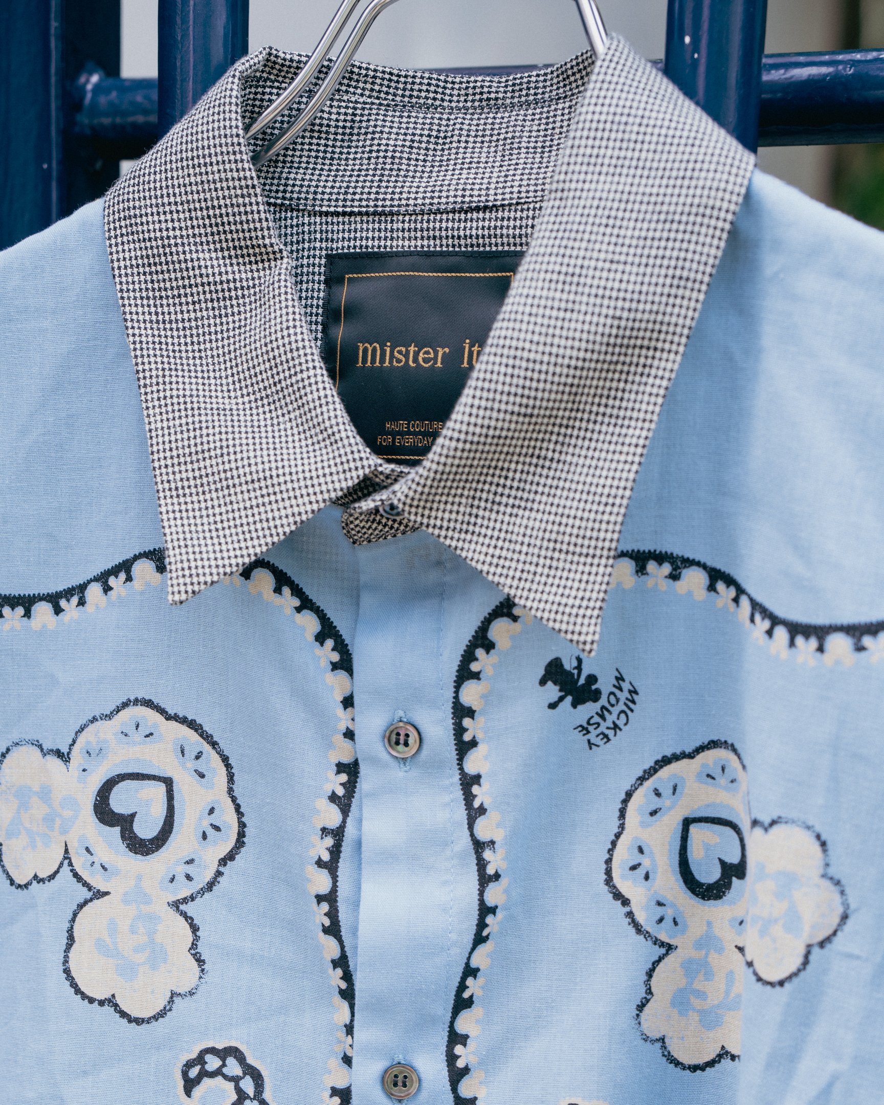 ミスターイットのシャツ