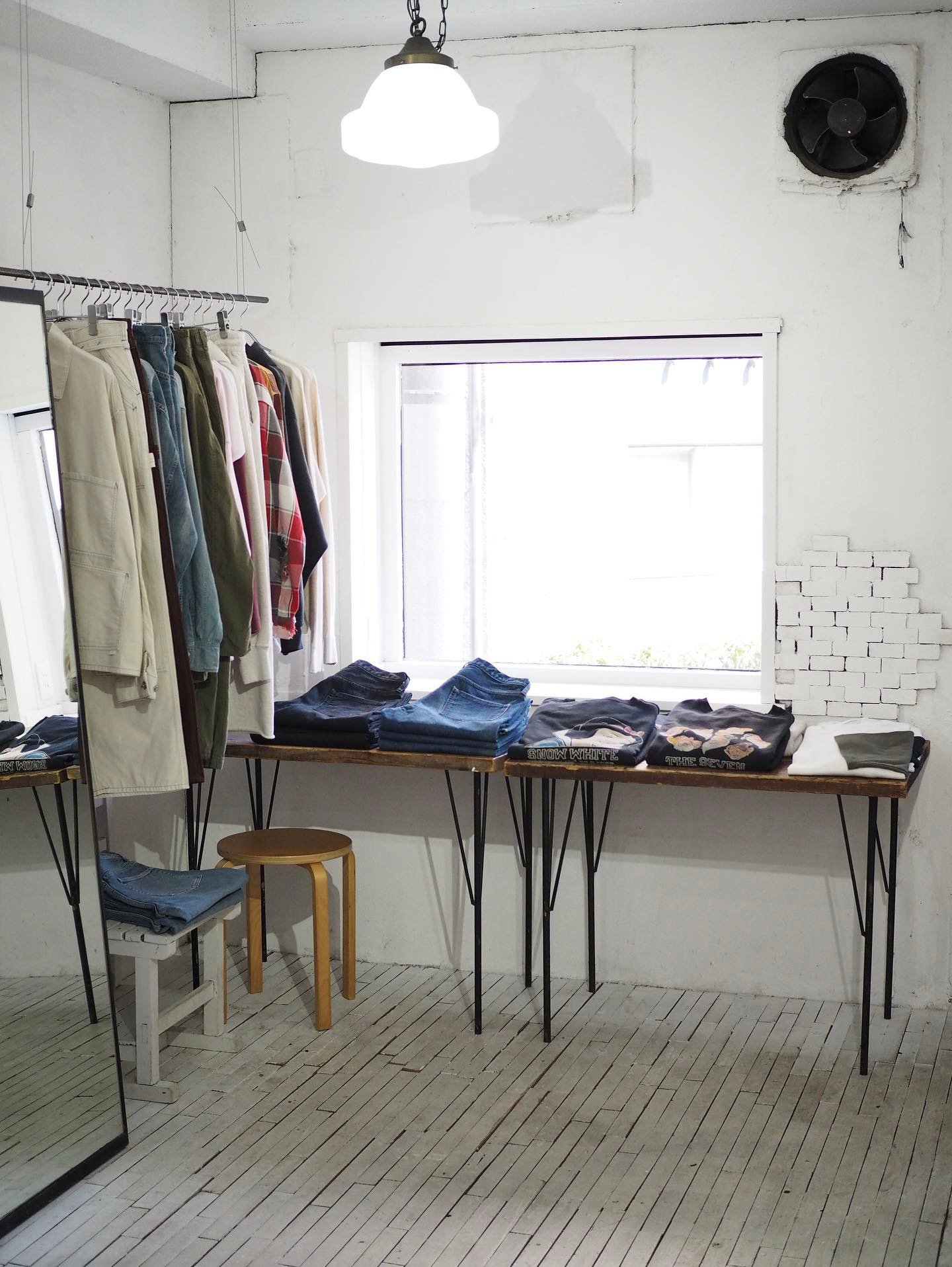 宮城県のセレクトショップ「Bricolage」の店内