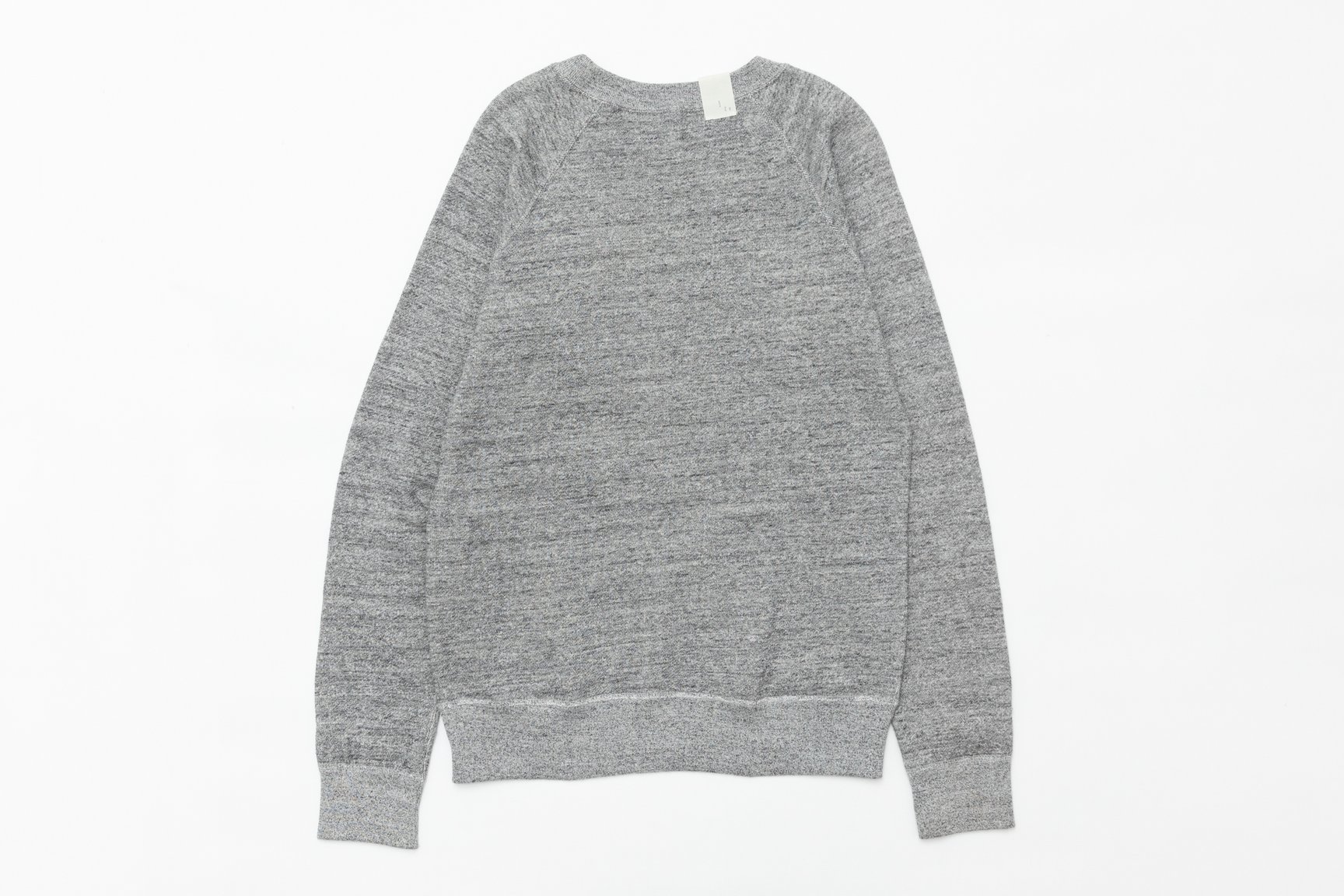 N,ハリウッドのグレーのスウェット