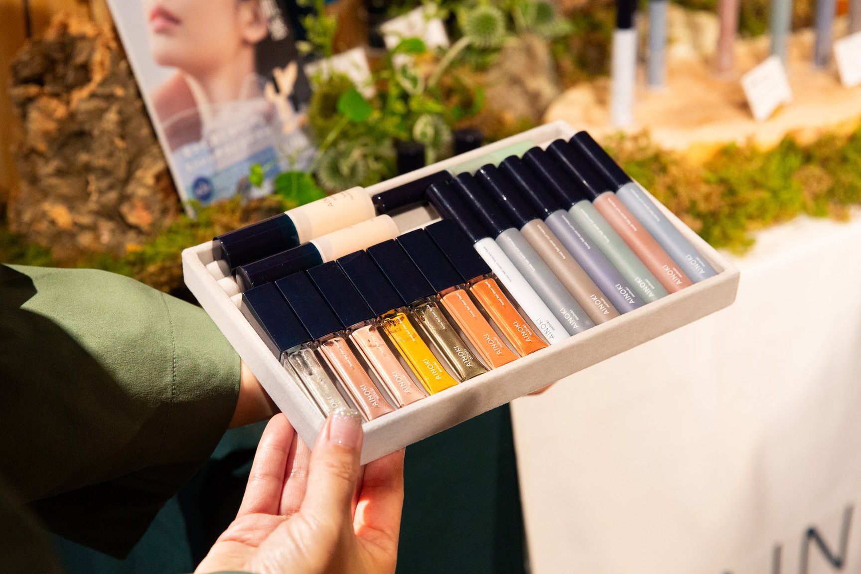 国産ヴィーガンコスメアイノキメブキの出店ブース