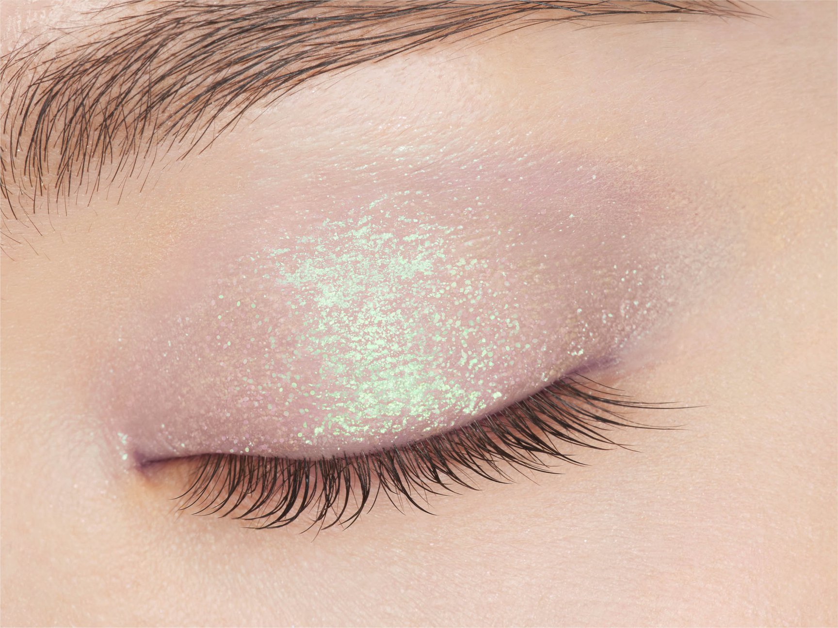 ケイトの限定コレクションのジェルシャドウ